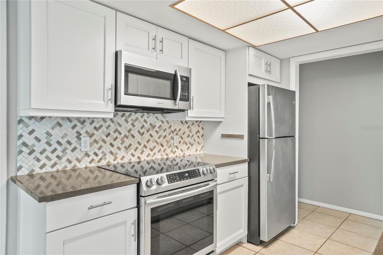Image 15 of 27 For 7108 14th Avenue Nw