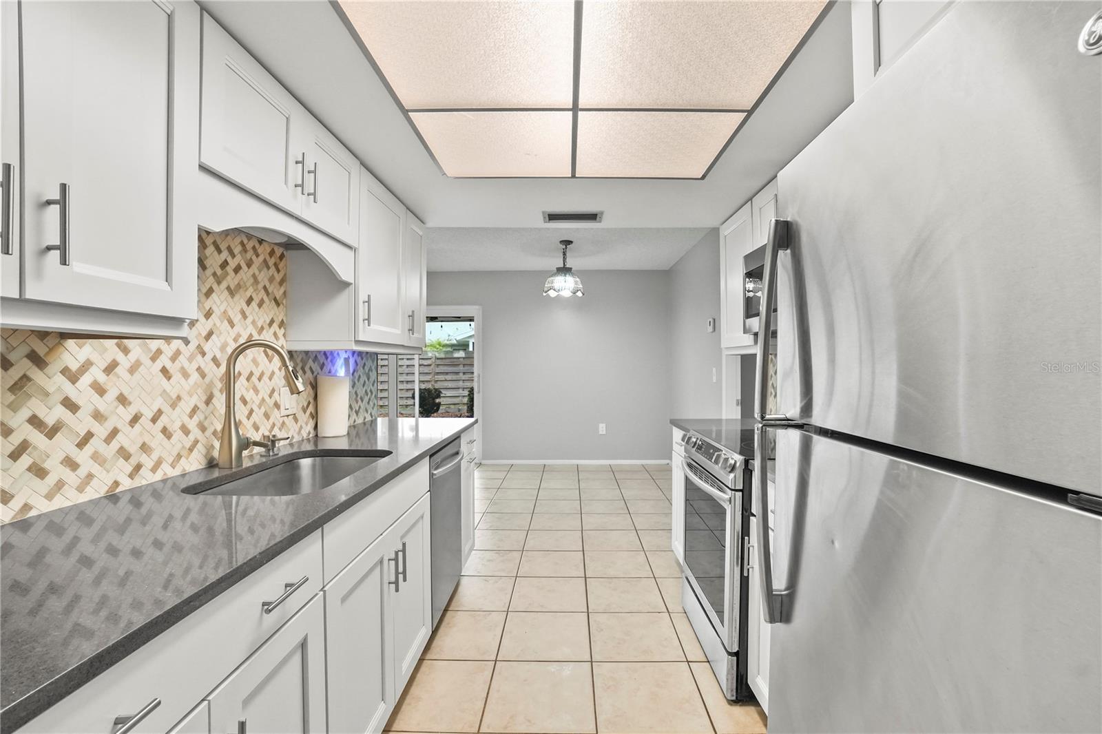 Image 16 of 27 For 7108 14th Avenue Nw