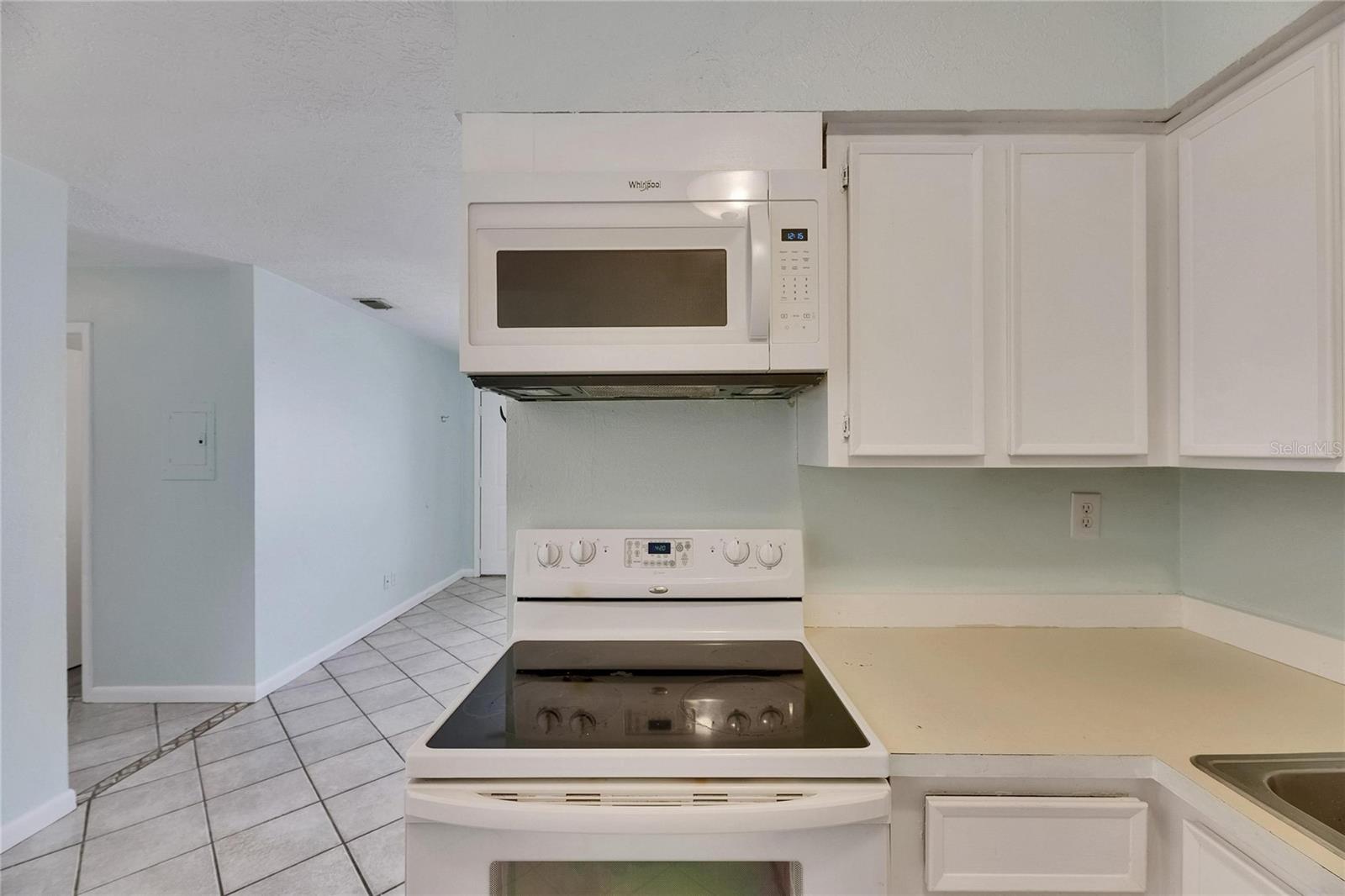 Image 13 of 31 For 1049 Apollo Beach Boulevard D