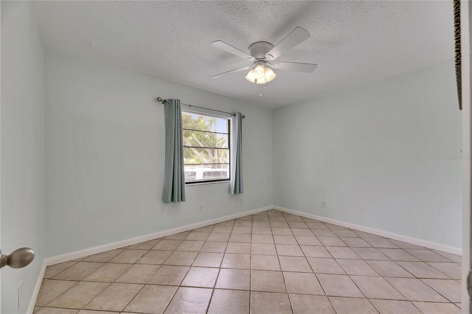 Image 26 of 31 For 1049 Apollo Beach Boulevard D