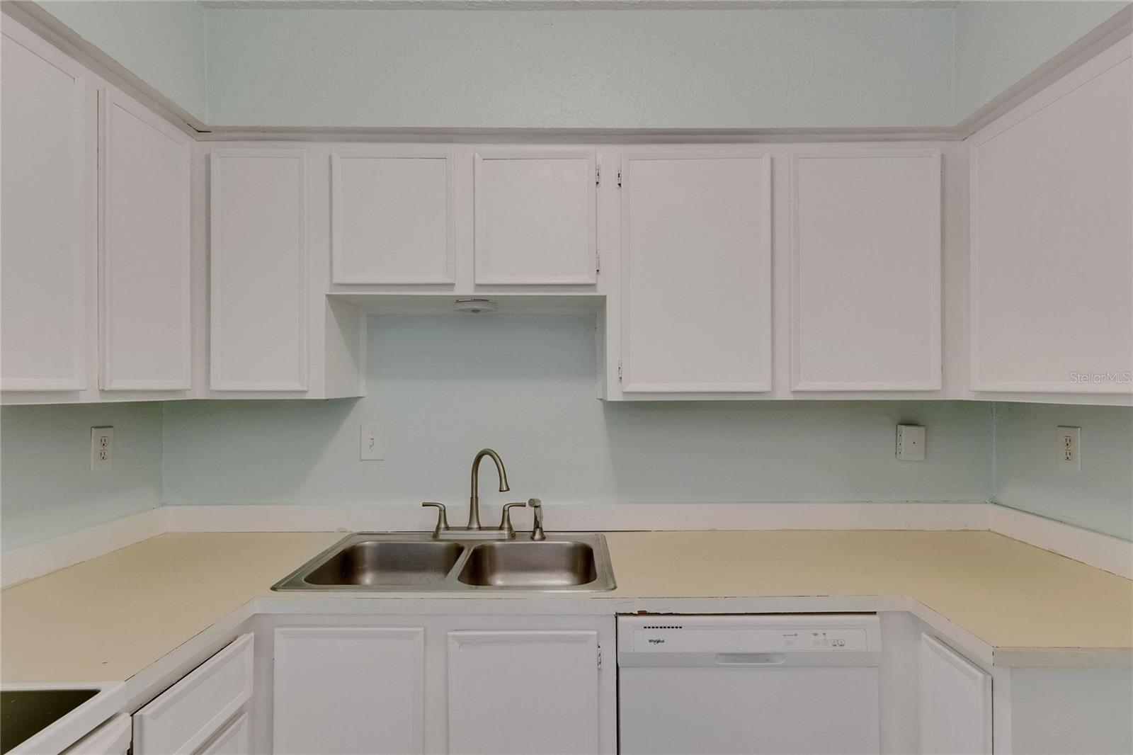Image 30 of 31 For 1049 Apollo Beach Boulevard D