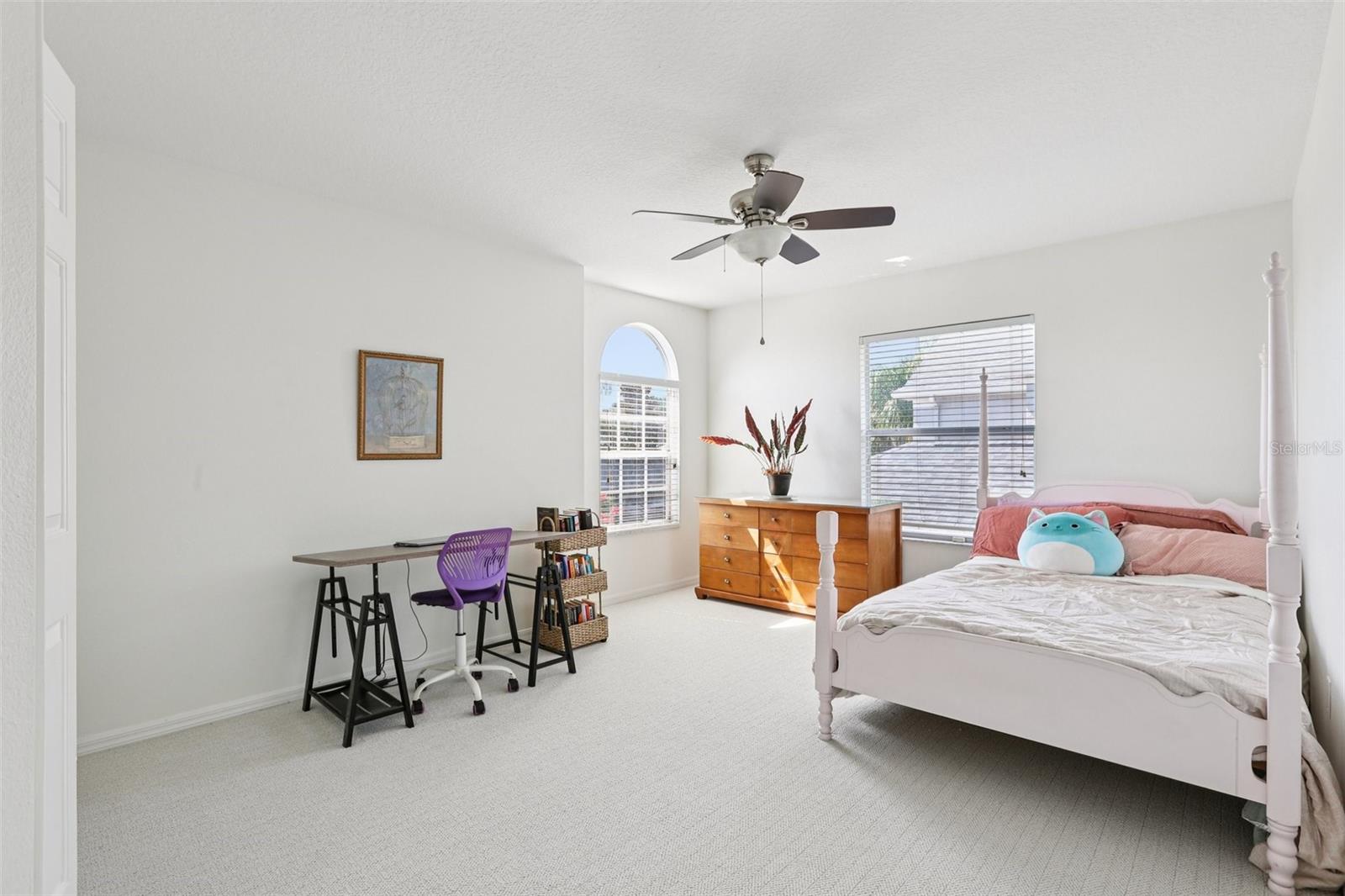 Listing photo id 27 for 23346 Abercorn Lane