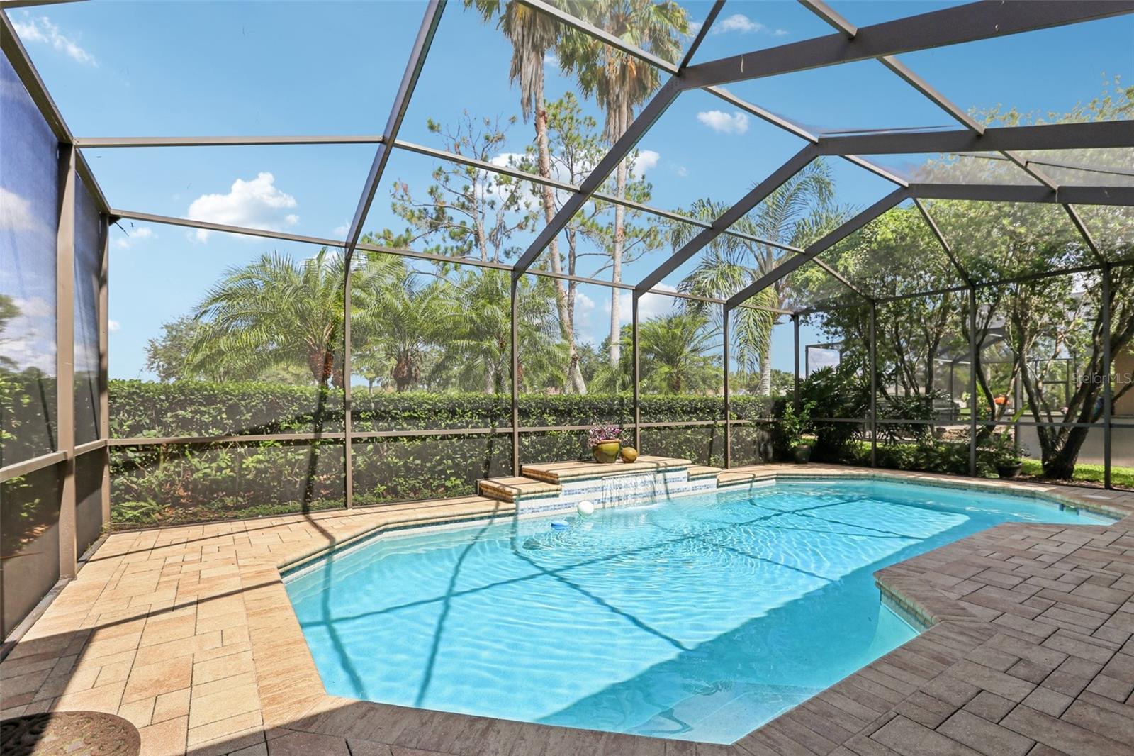Listing photo id 35 for 23346 Abercorn Lane