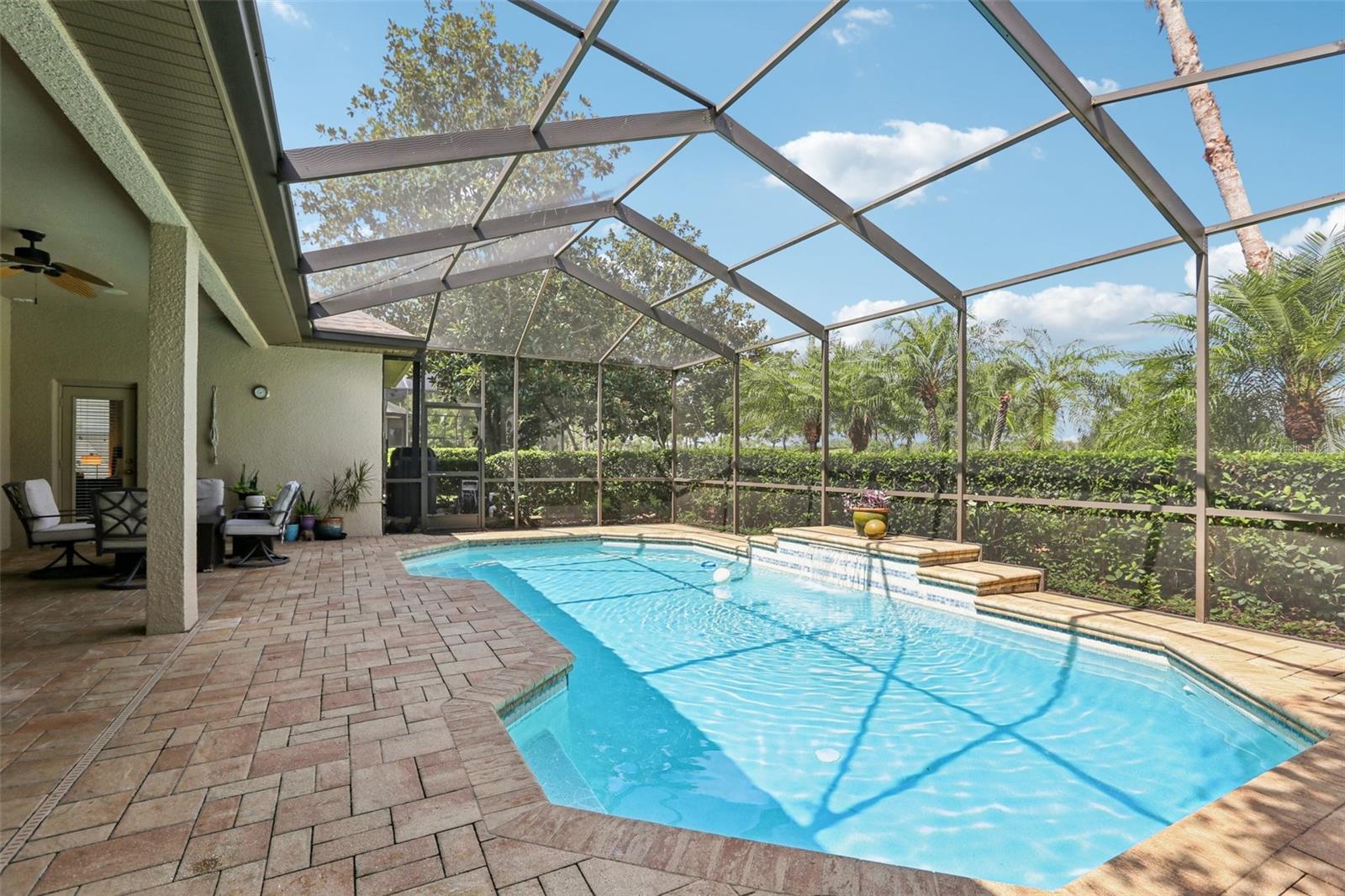 Listing photo id 37 for 23346 Abercorn Lane