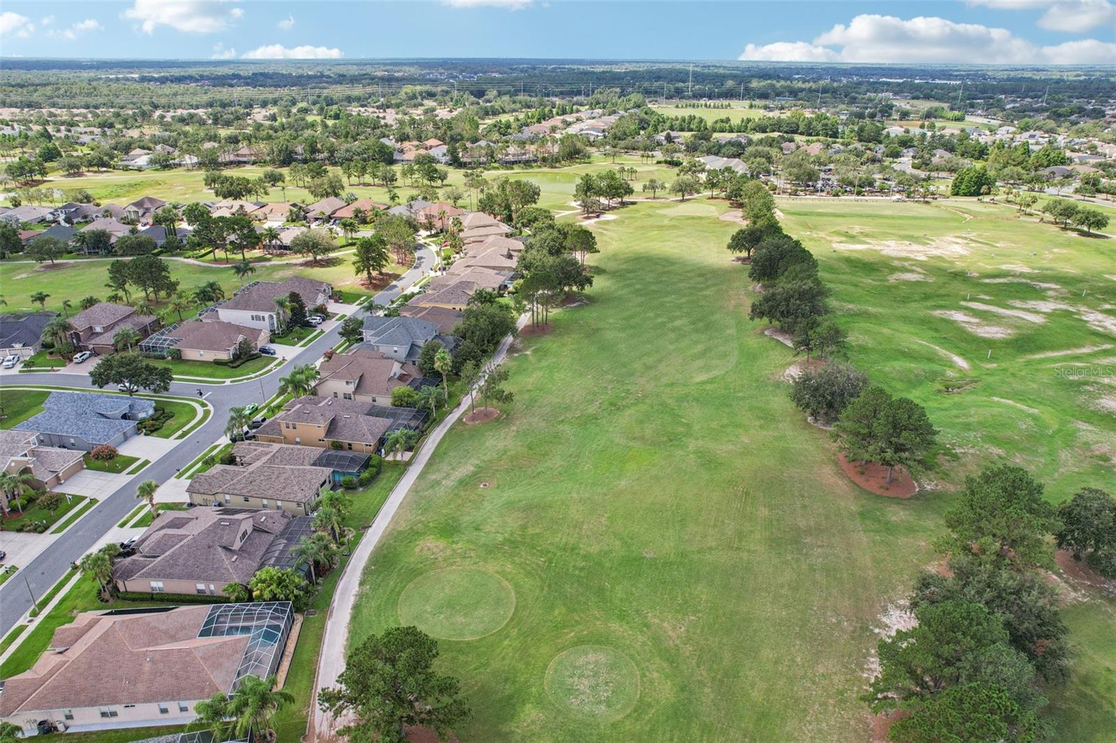 Listing photo id 43 for 23346 Abercorn Lane