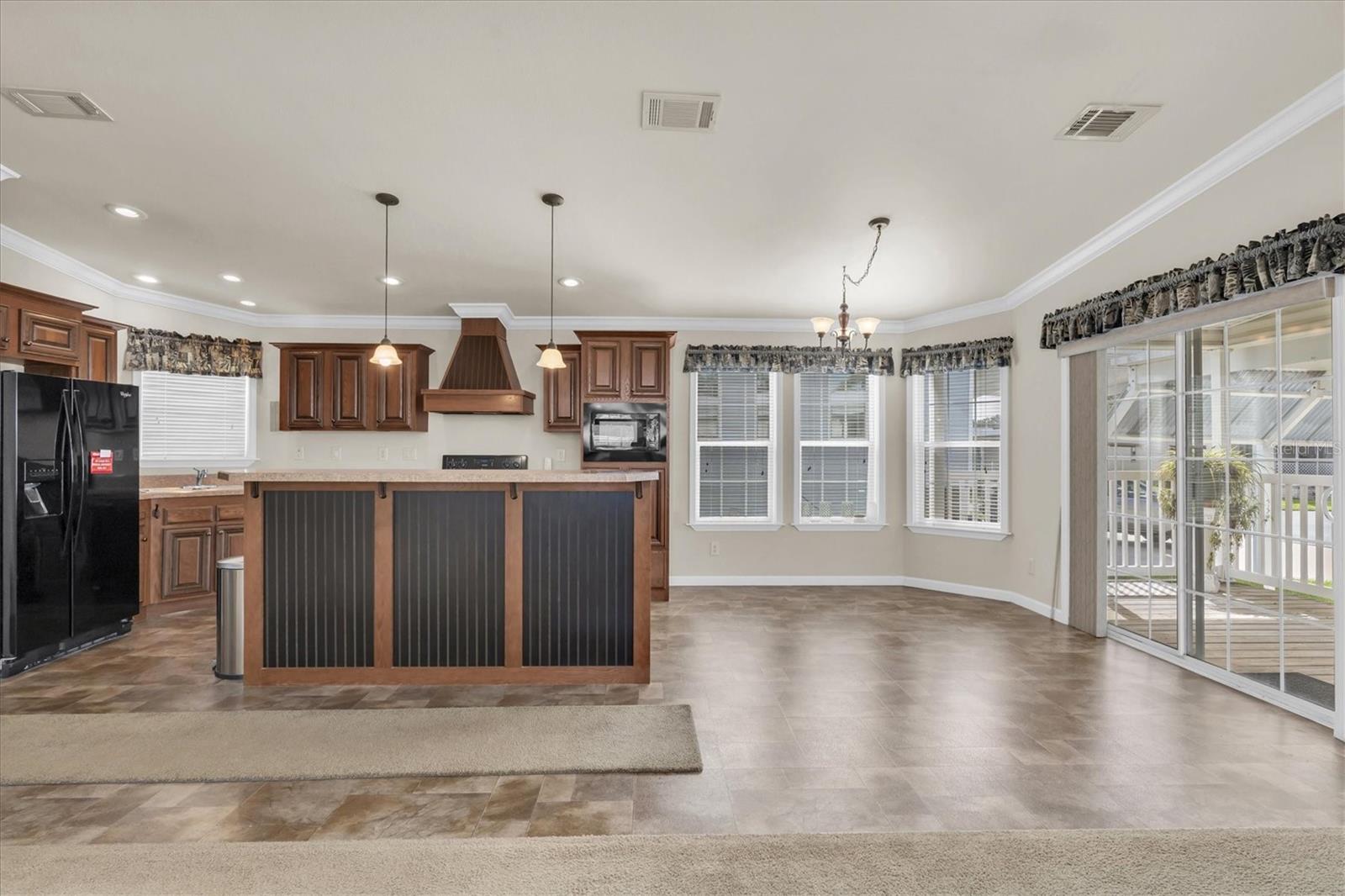 Image 15 of 64 For 9790 66th Street N 128