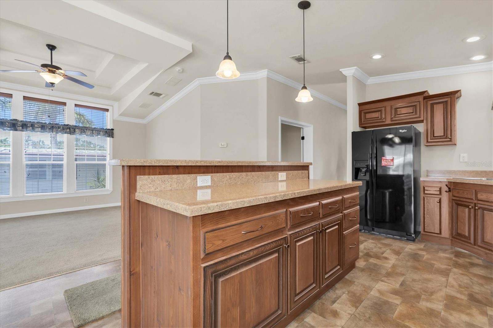 Image 16 of 64 For 9790 66th Street N 128