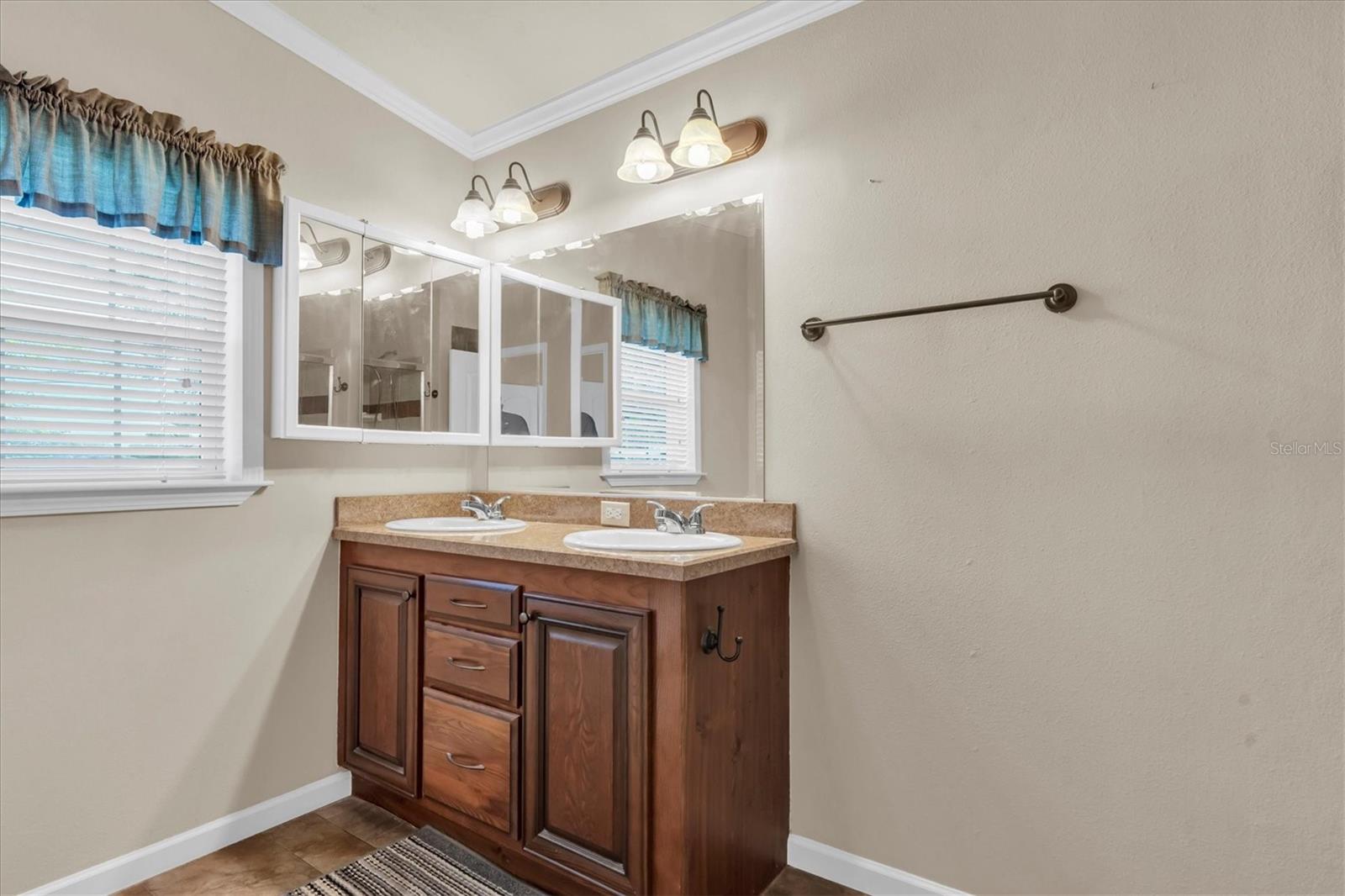 Image 25 of 64 For 9790 66th Street N 128