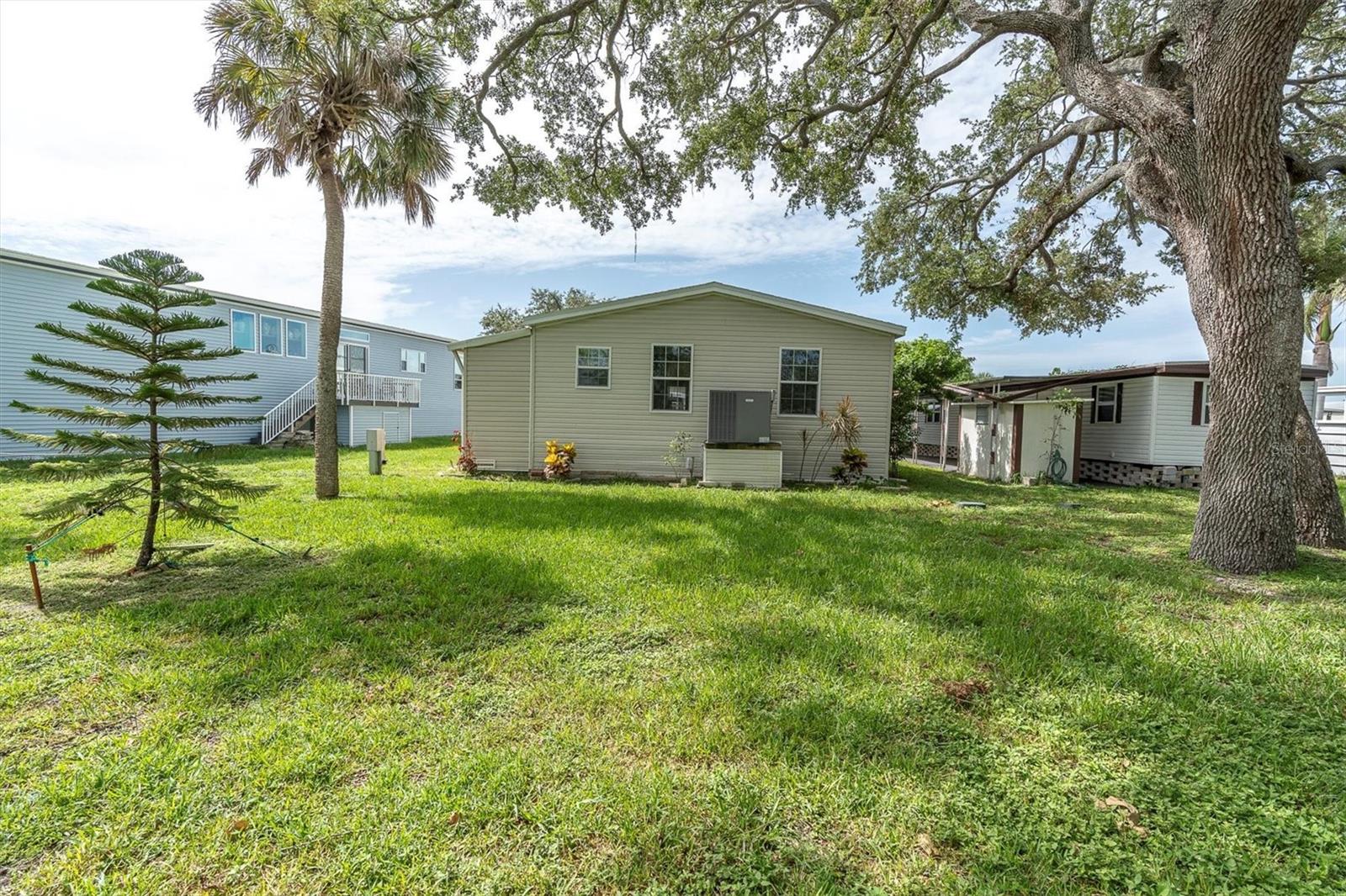 Image 39 of 64 For 9790 66th Street N 128