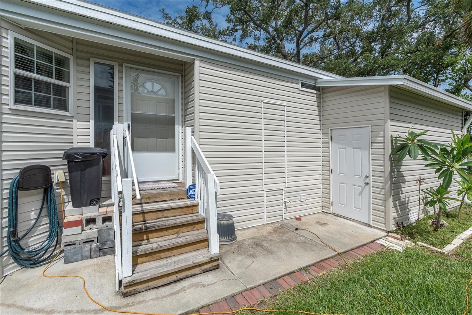 Image 6 of 64 For 9790 66th Street N 128