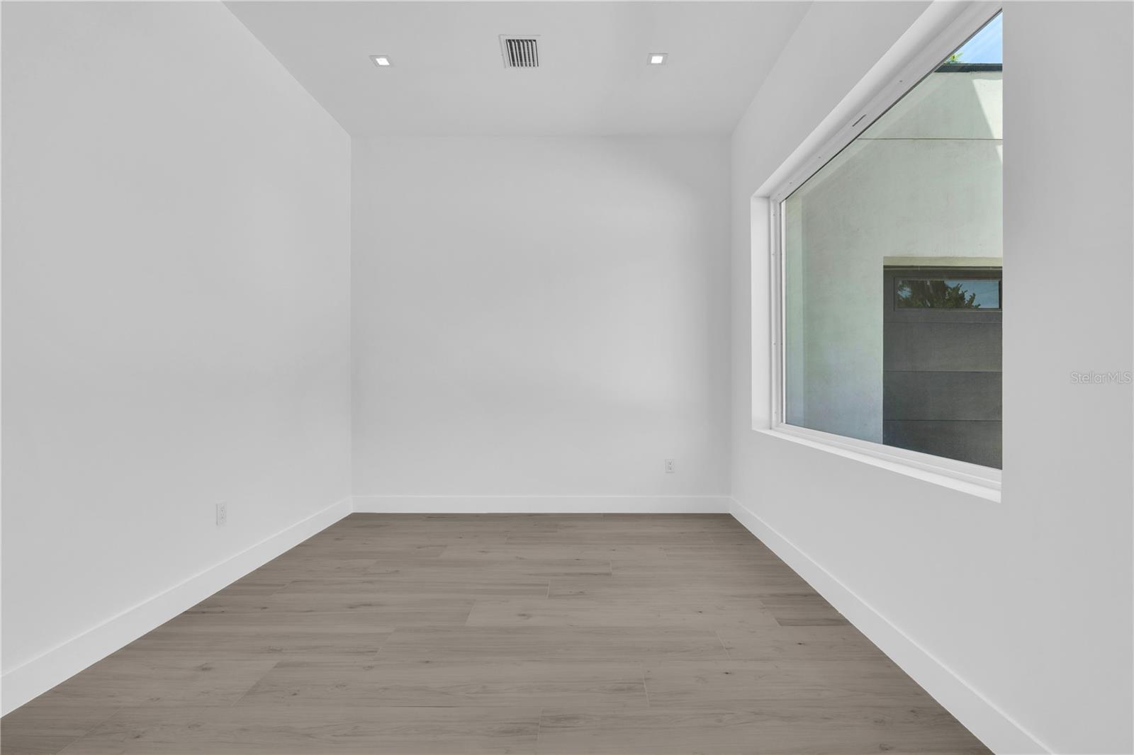Image 6 of 76 For 436 7th Avenue