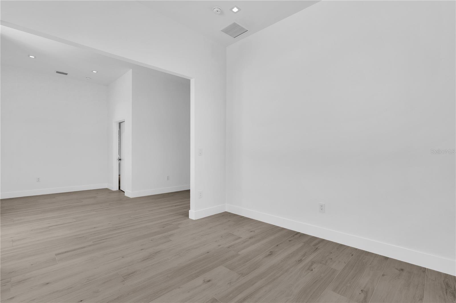 Image 7 of 76 For 436 7th Avenue