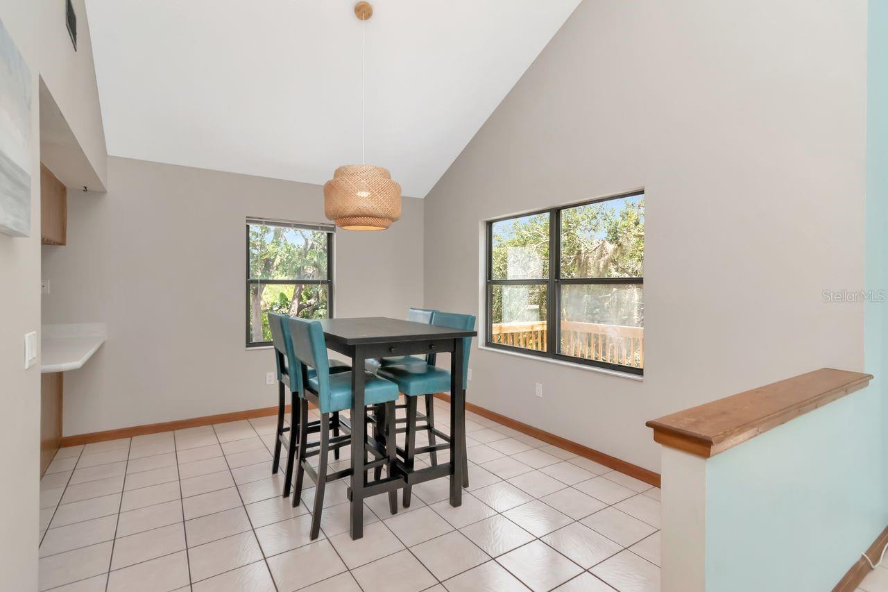 Image 8 of 31 For 9501 Alice Lane