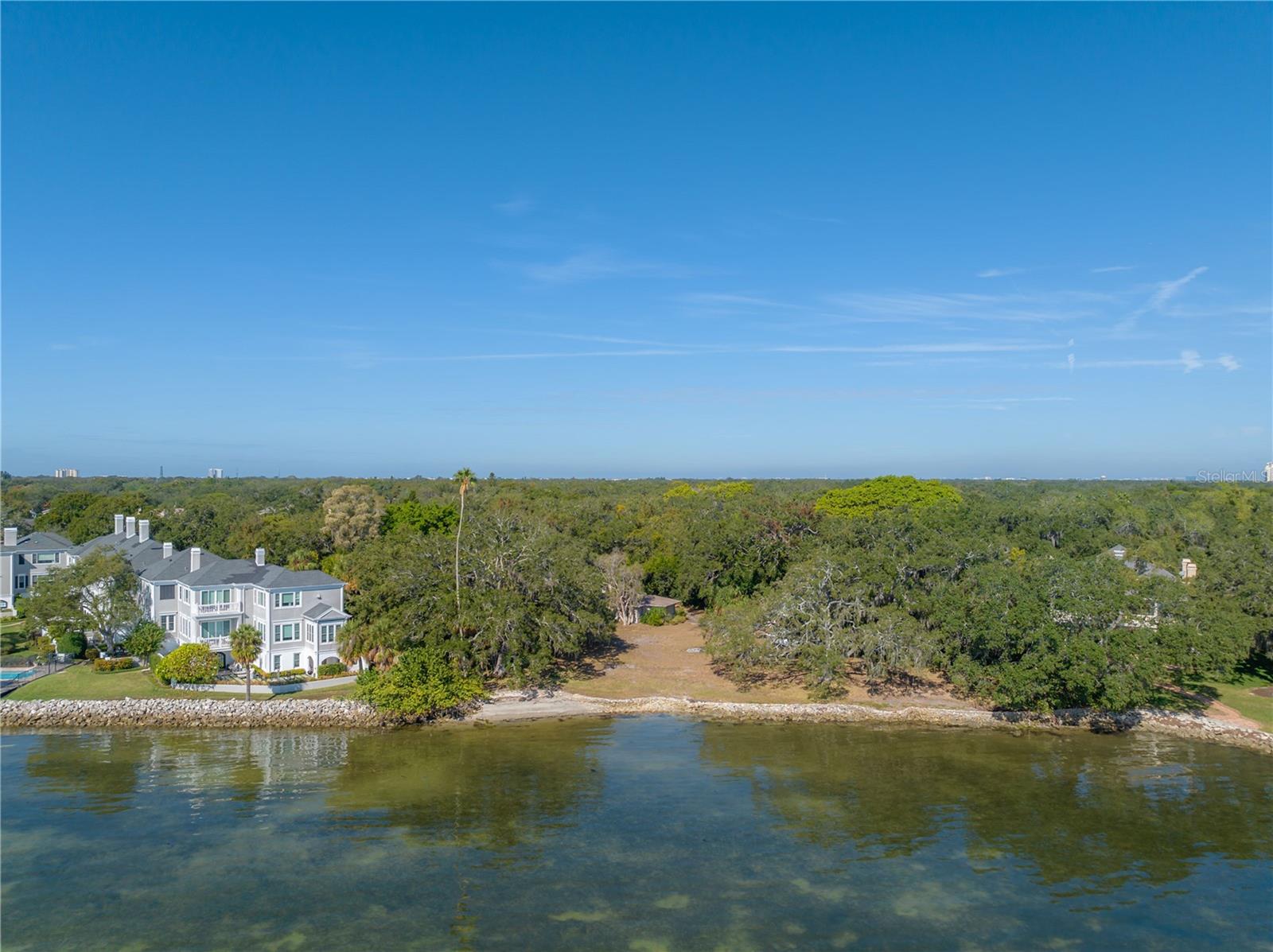 Image 19 of 39 For 6210 Bayshore Boulevard