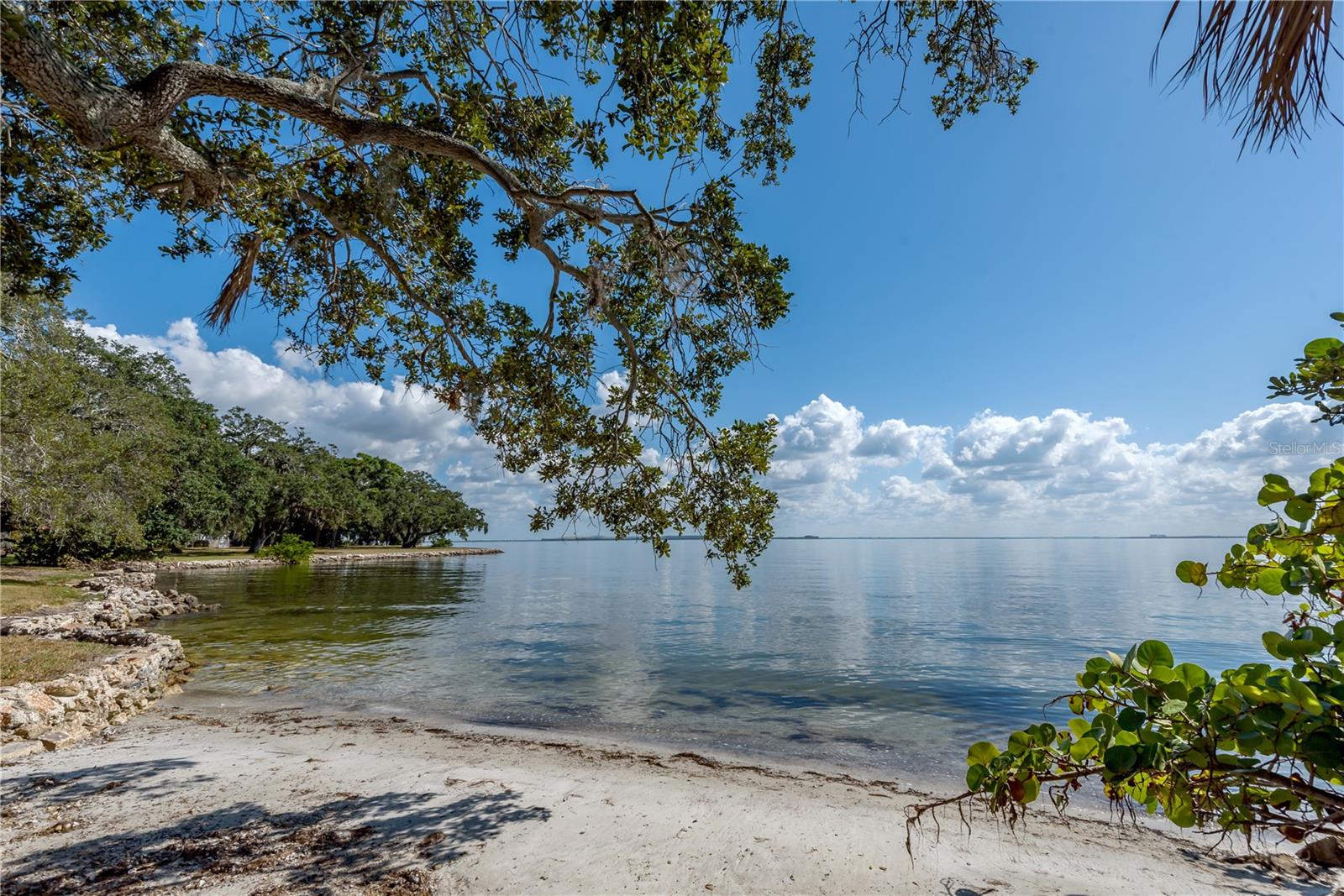 Image 2 of 39 For 6210 Bayshore Boulevard