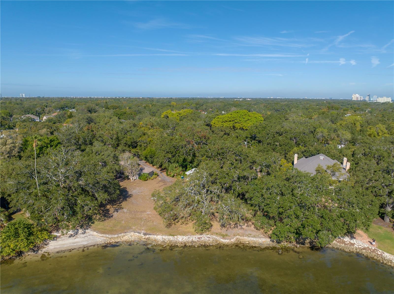 Image 21 of 39 For 6210 Bayshore Boulevard
