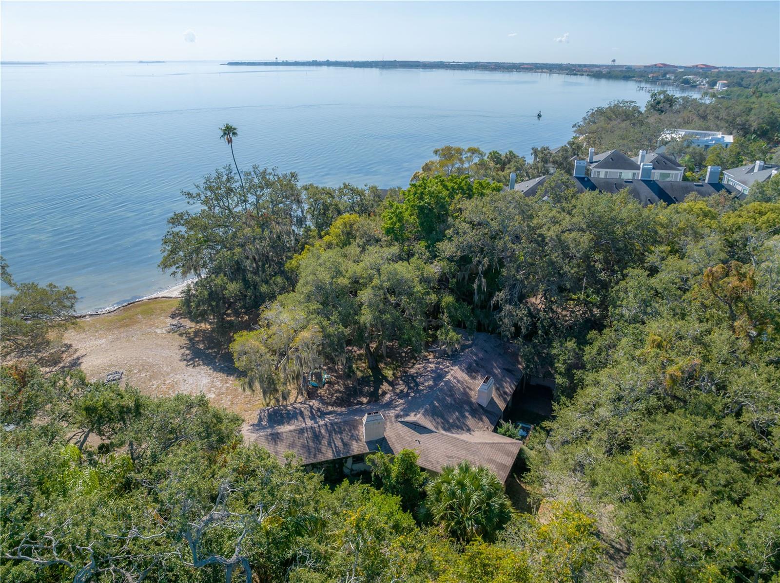 Image 29 of 39 For 6210 Bayshore Boulevard