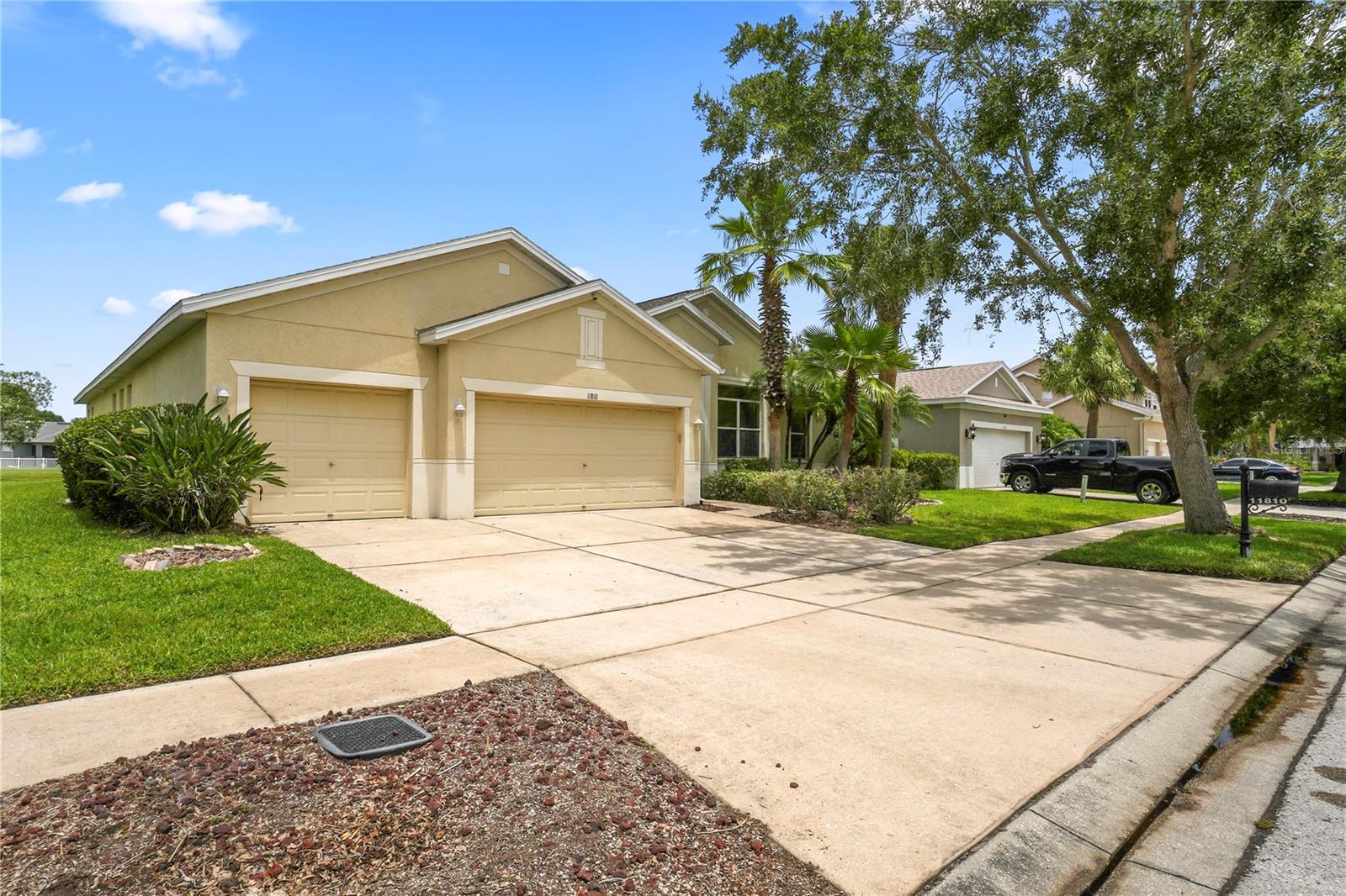 Image 2 of 48 For 11810 Holly Creek Drive