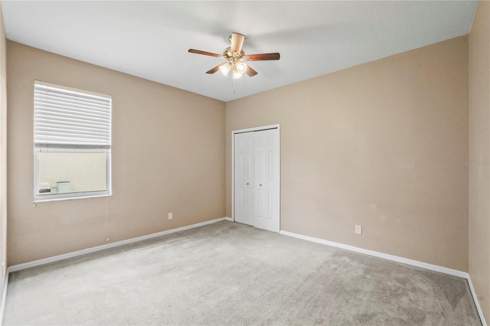 Image 23 of 48 For 11810 Holly Creek Drive