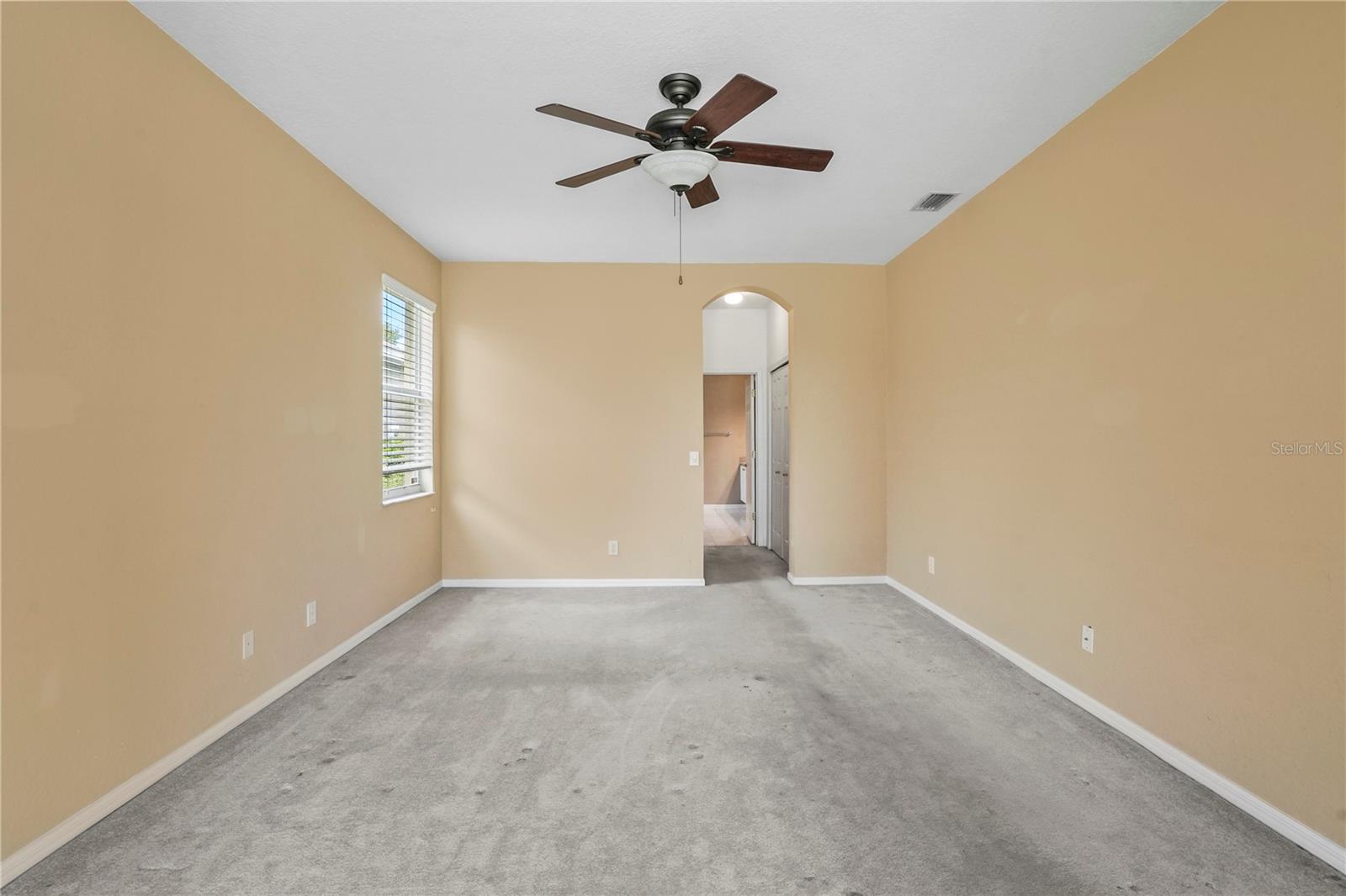 Image 25 of 48 For 11810 Holly Creek Drive