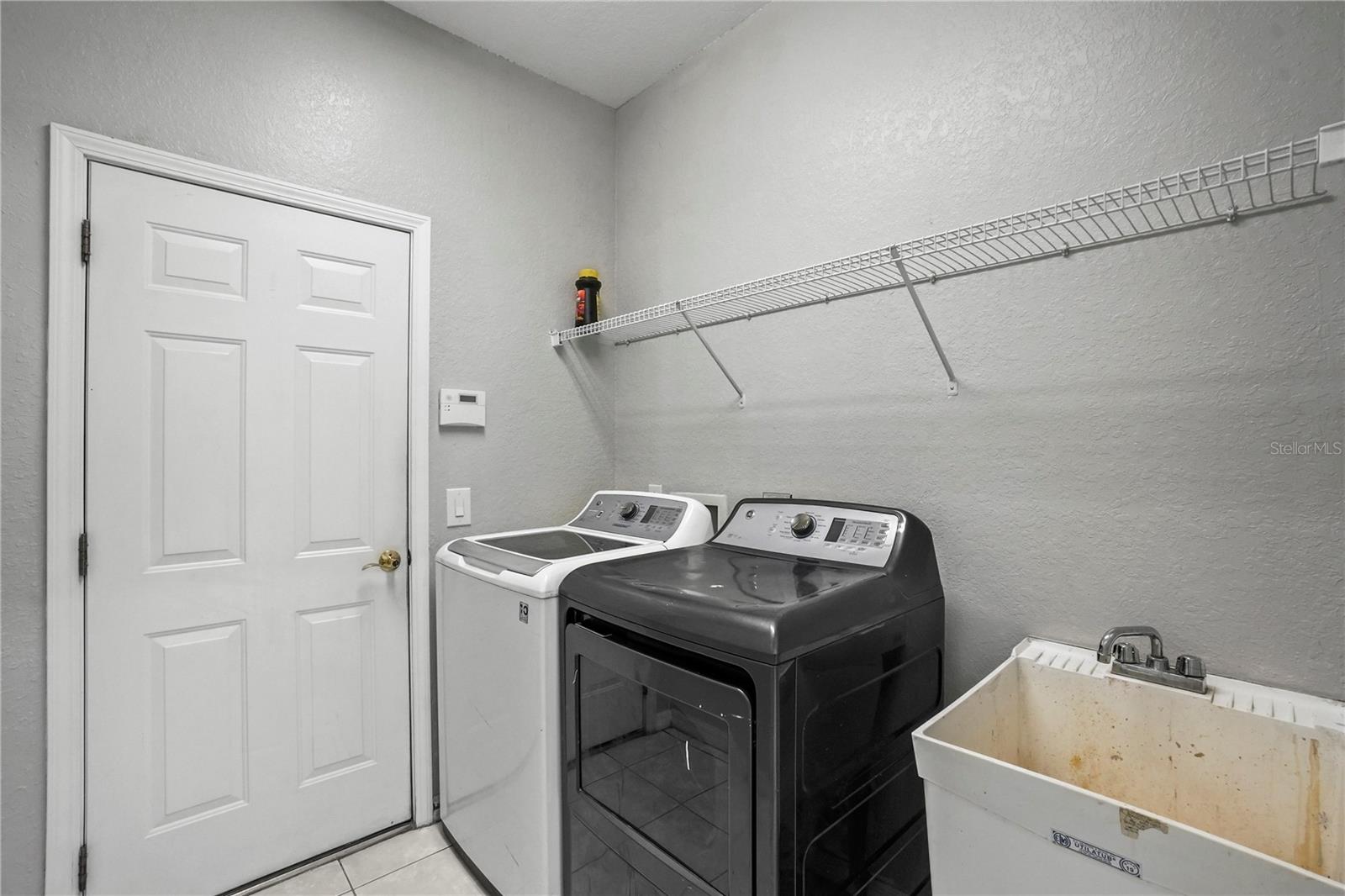 Image 32 of 48 For 11810 Holly Creek Drive