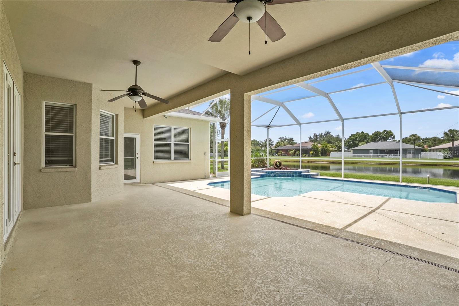 Image 34 of 48 For 11810 Holly Creek Drive