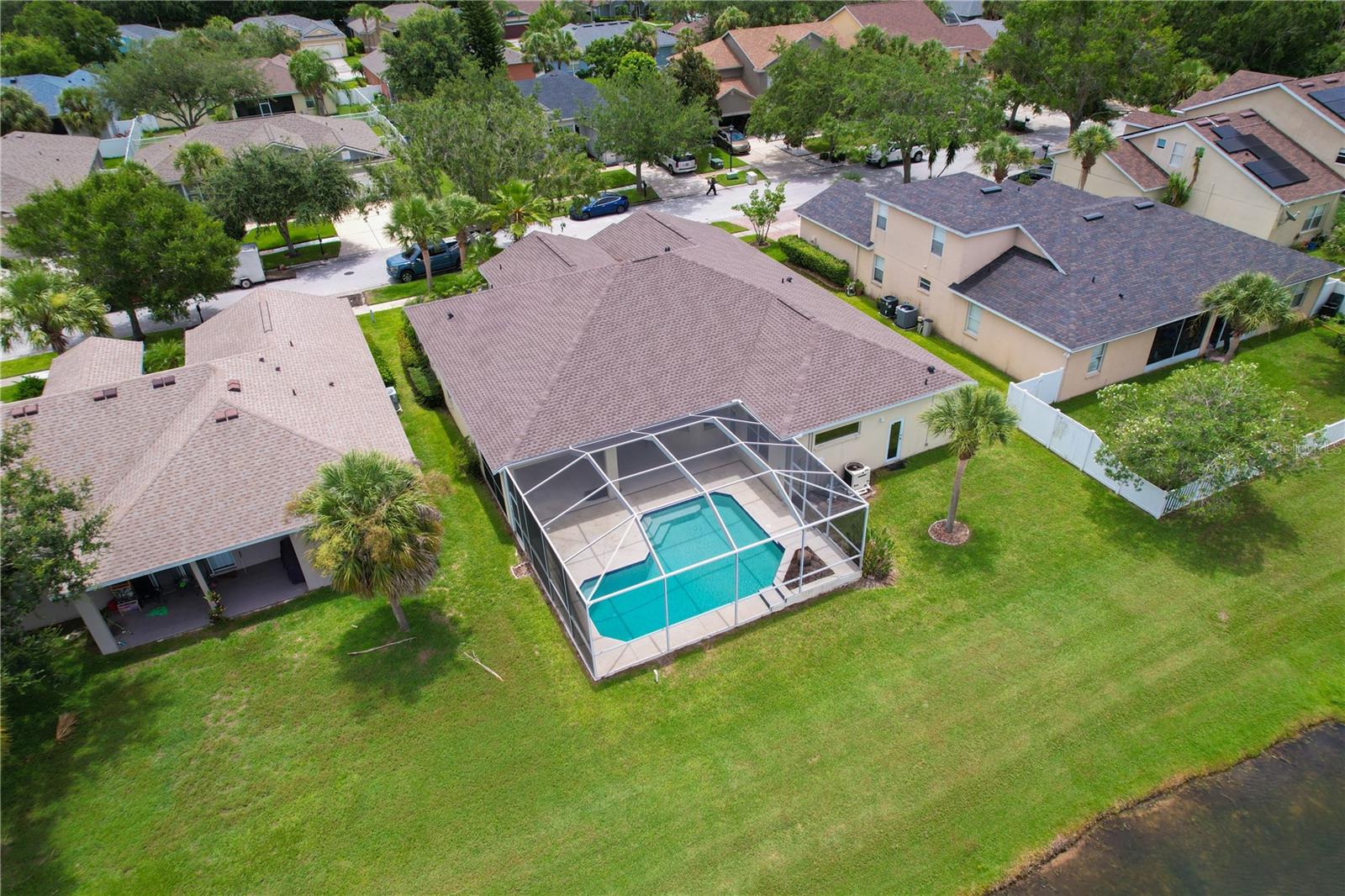 Image 40 of 48 For 11810 Holly Creek Drive