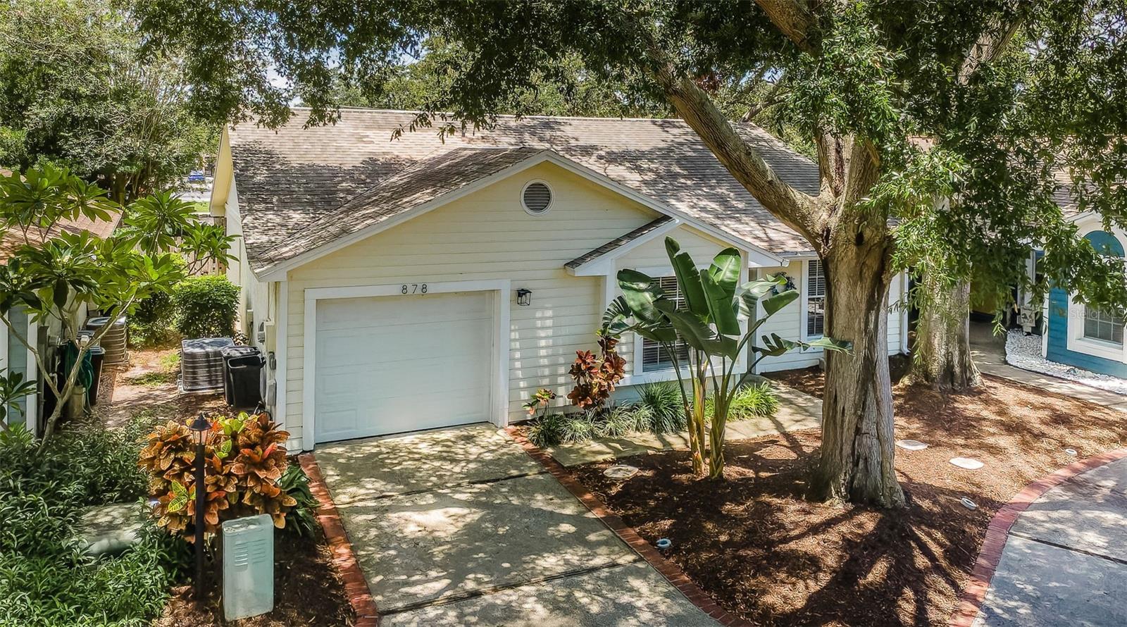 Details for 878 Franklin Cir, PALM HARBOR, FL 34683