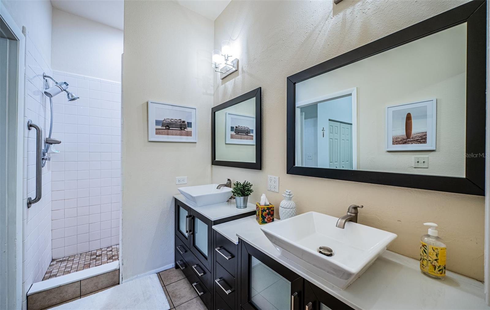 Image 39 of 59 For 878 Franklin Cir