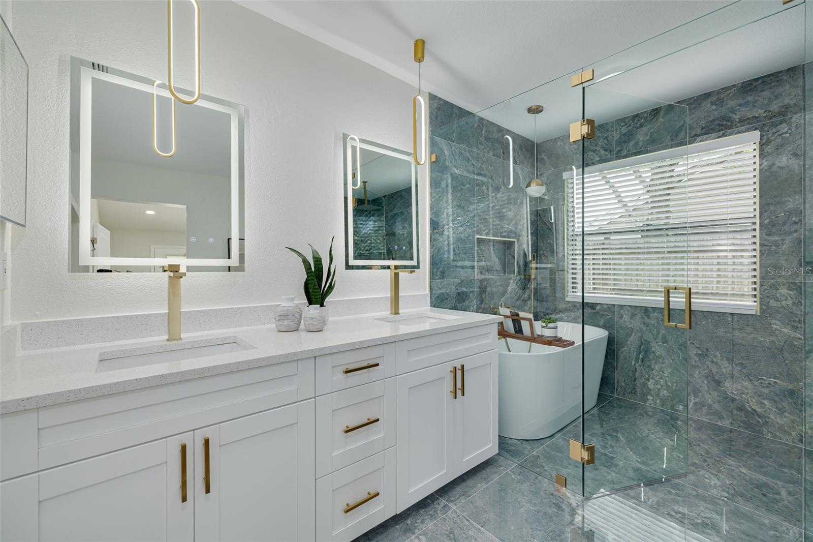 Image 17 of 28 For 2908 Longbrooke Way