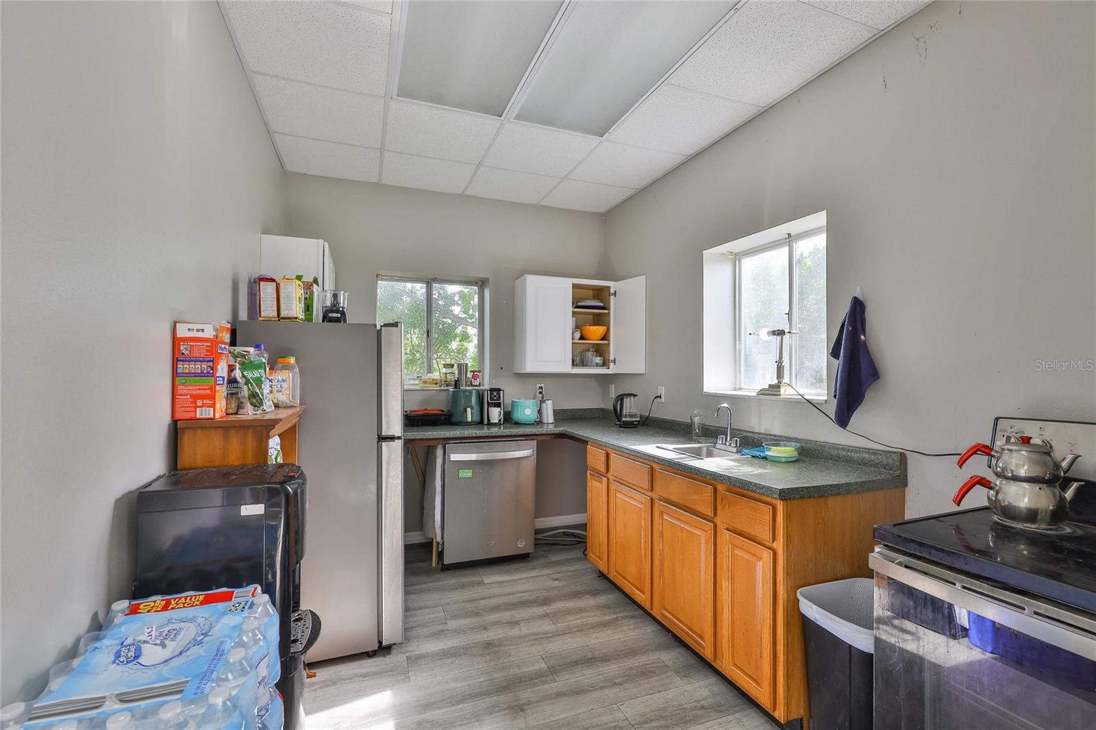 Image 24 of 49 For 11051 Challenger Avenue