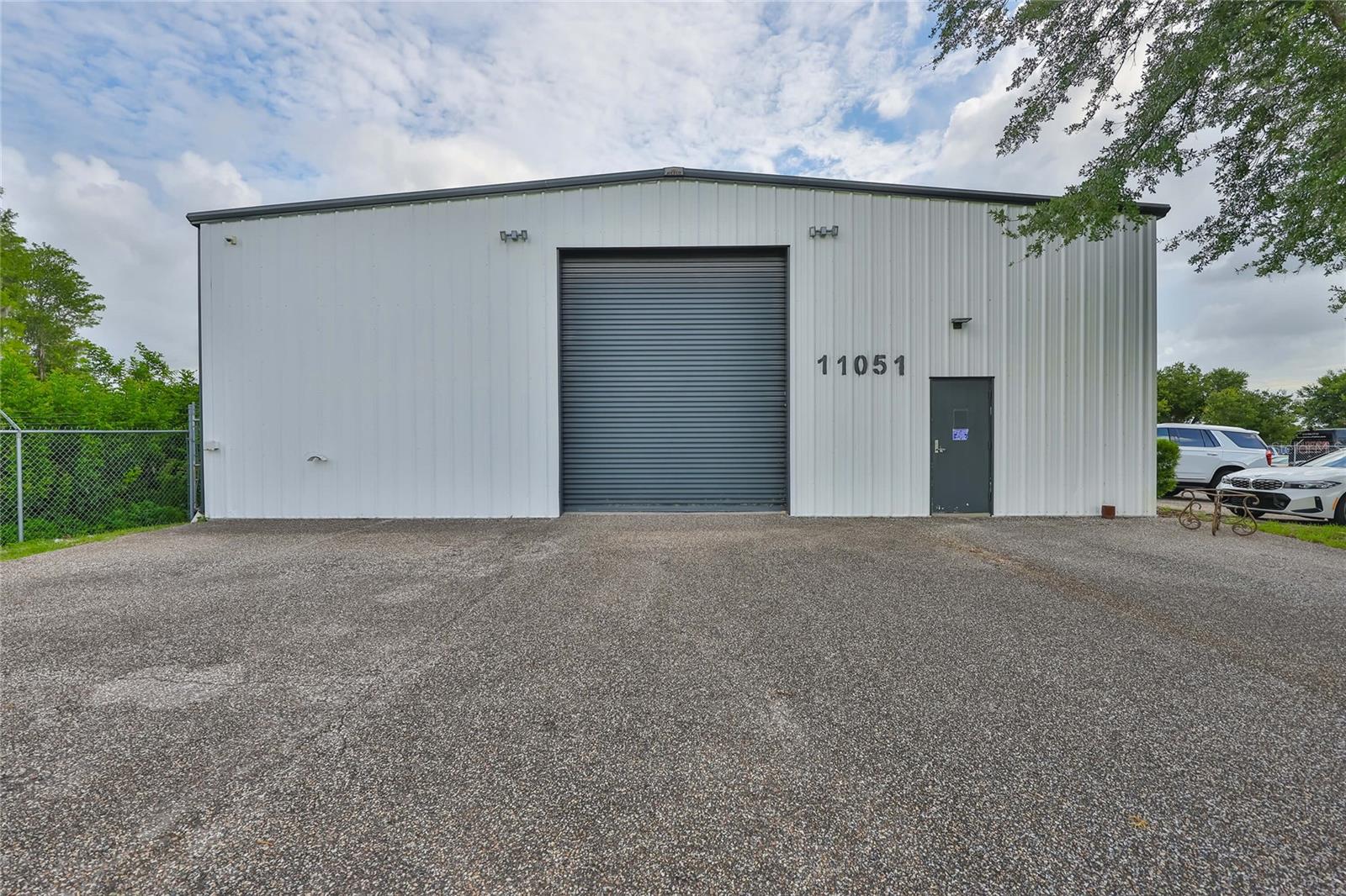 Image 3 of 49 For 11051 Challenger Avenue