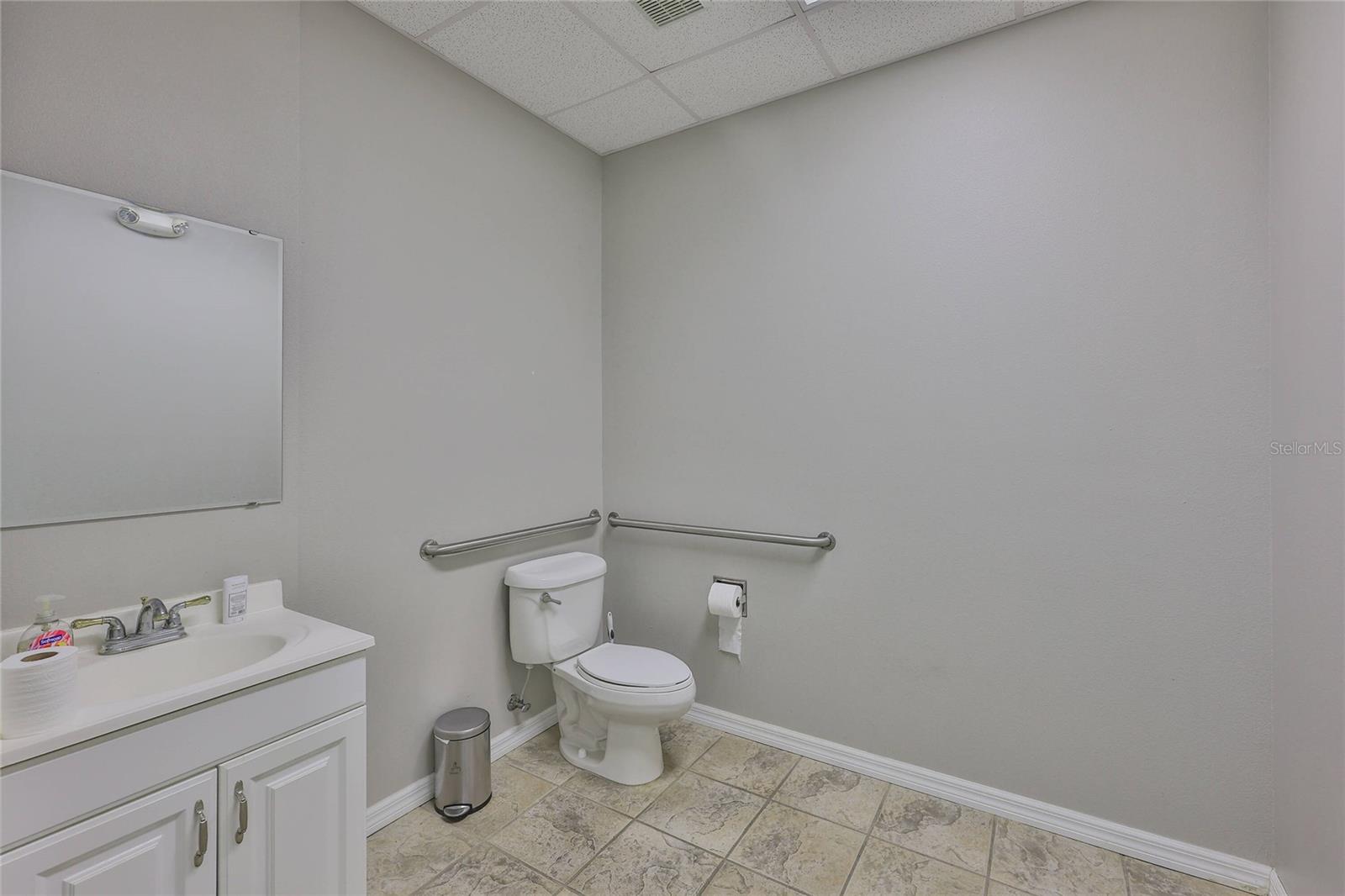 Image 39 of 49 For 11051 Challenger Avenue