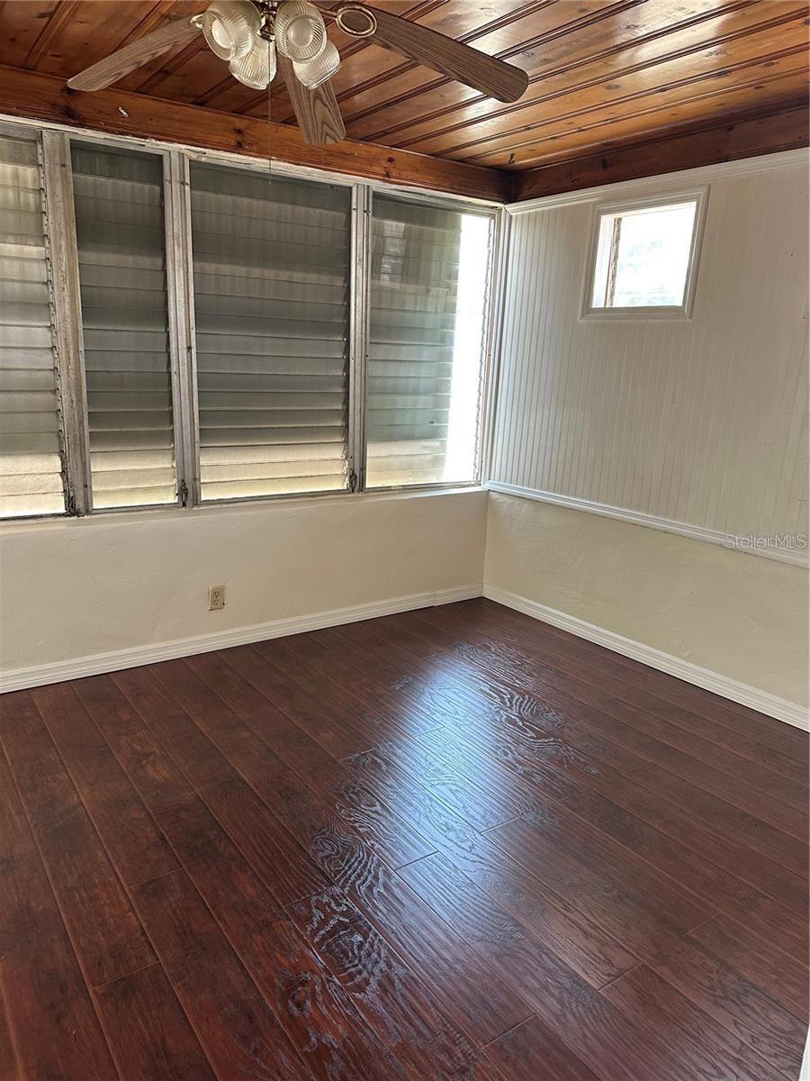 Image 4 of 9 For 6561 72nd Avenue N