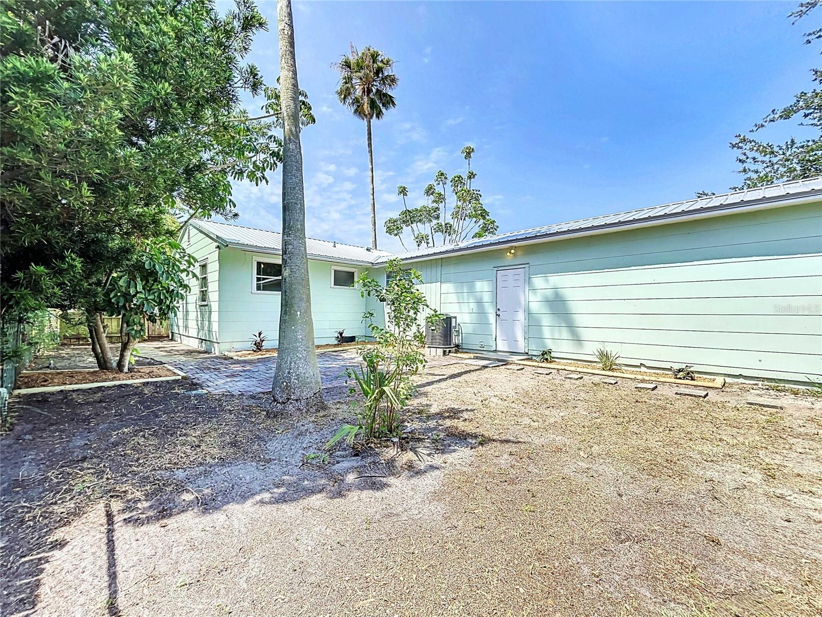 Image 16 of 19 For 627 64th Avenue S