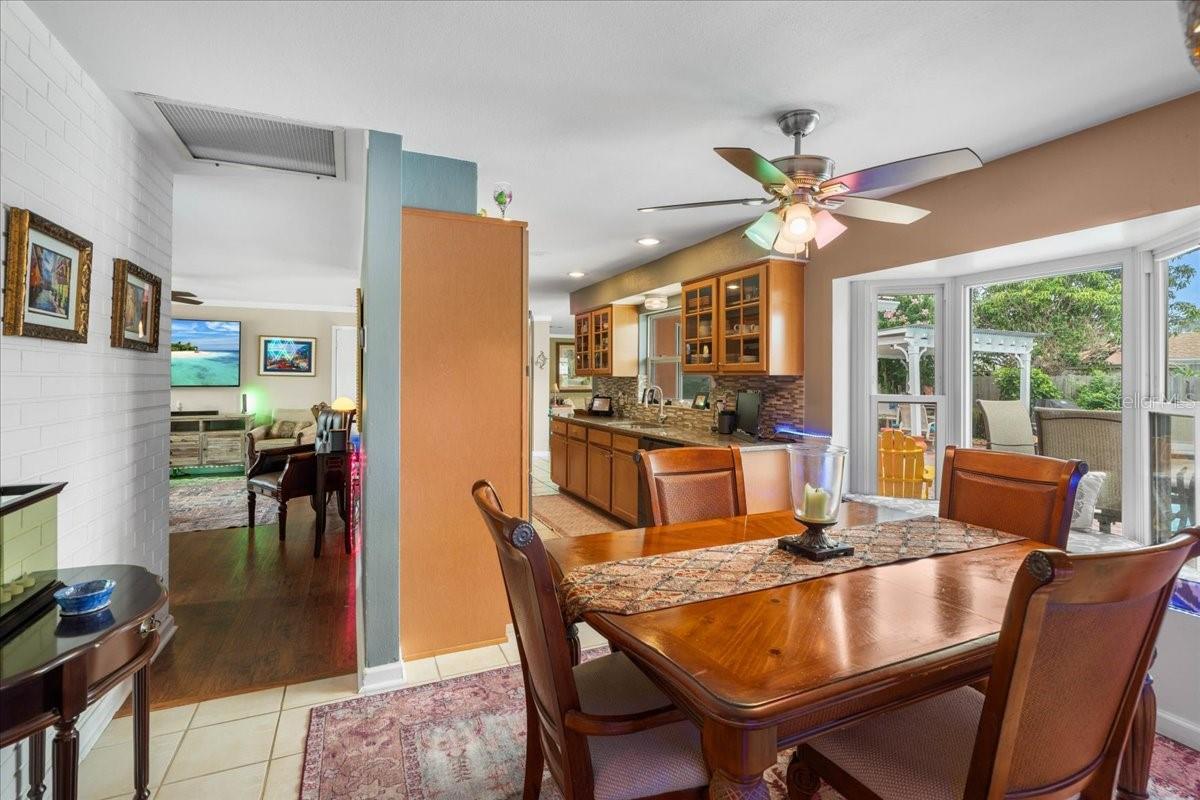 Image 12 of 46 For 13789 Montego Drive