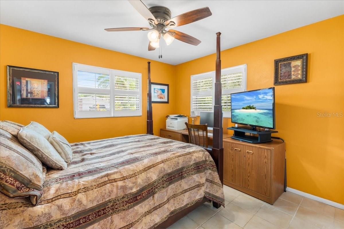 Image 21 of 46 For 13789 Montego Drive