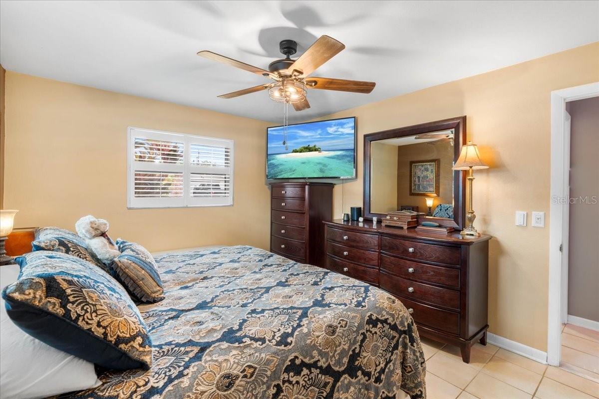 Image 24 of 46 For 13789 Montego Drive