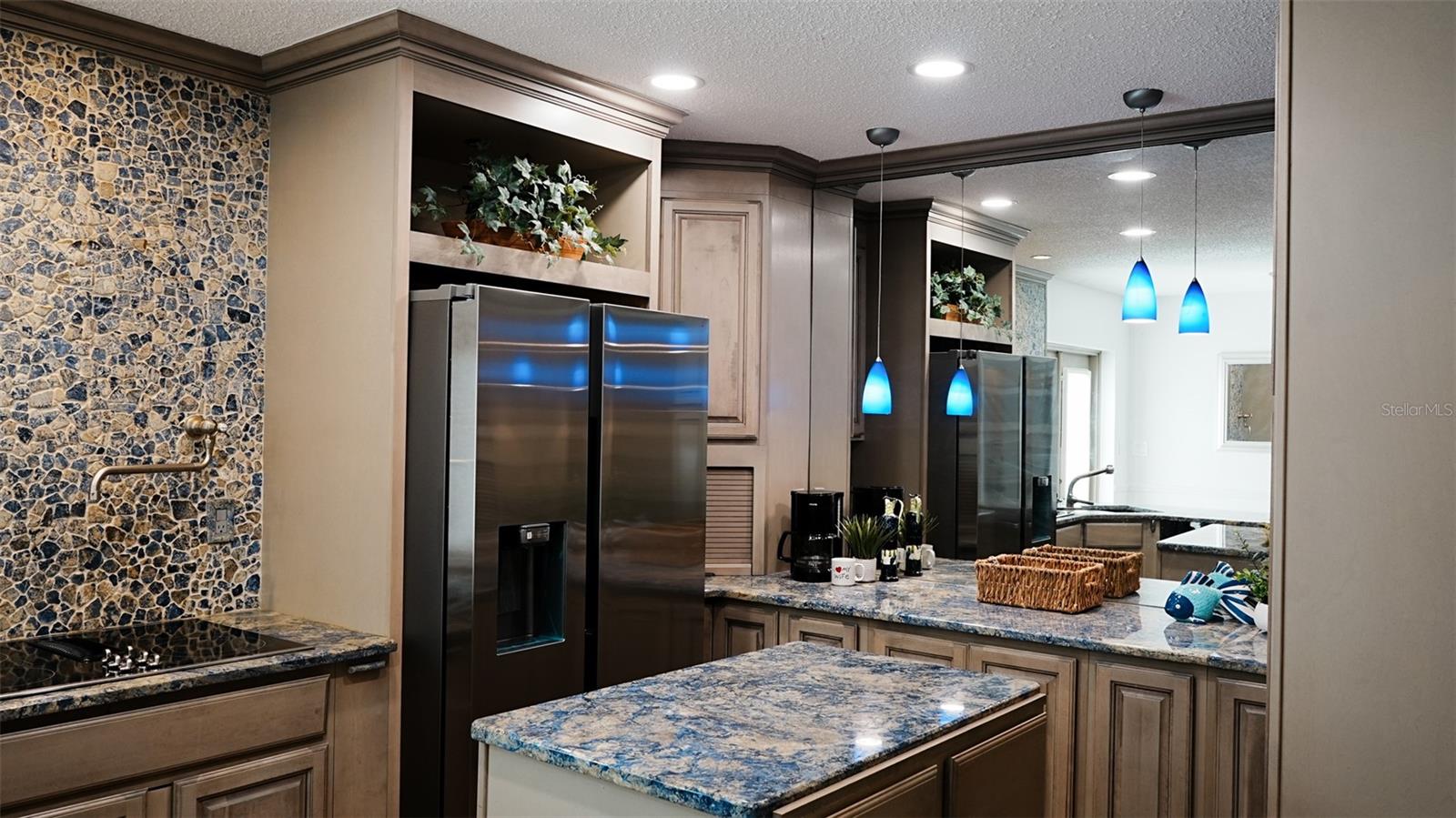 Image 11 of 32 For 2280 Willowbrook Drive