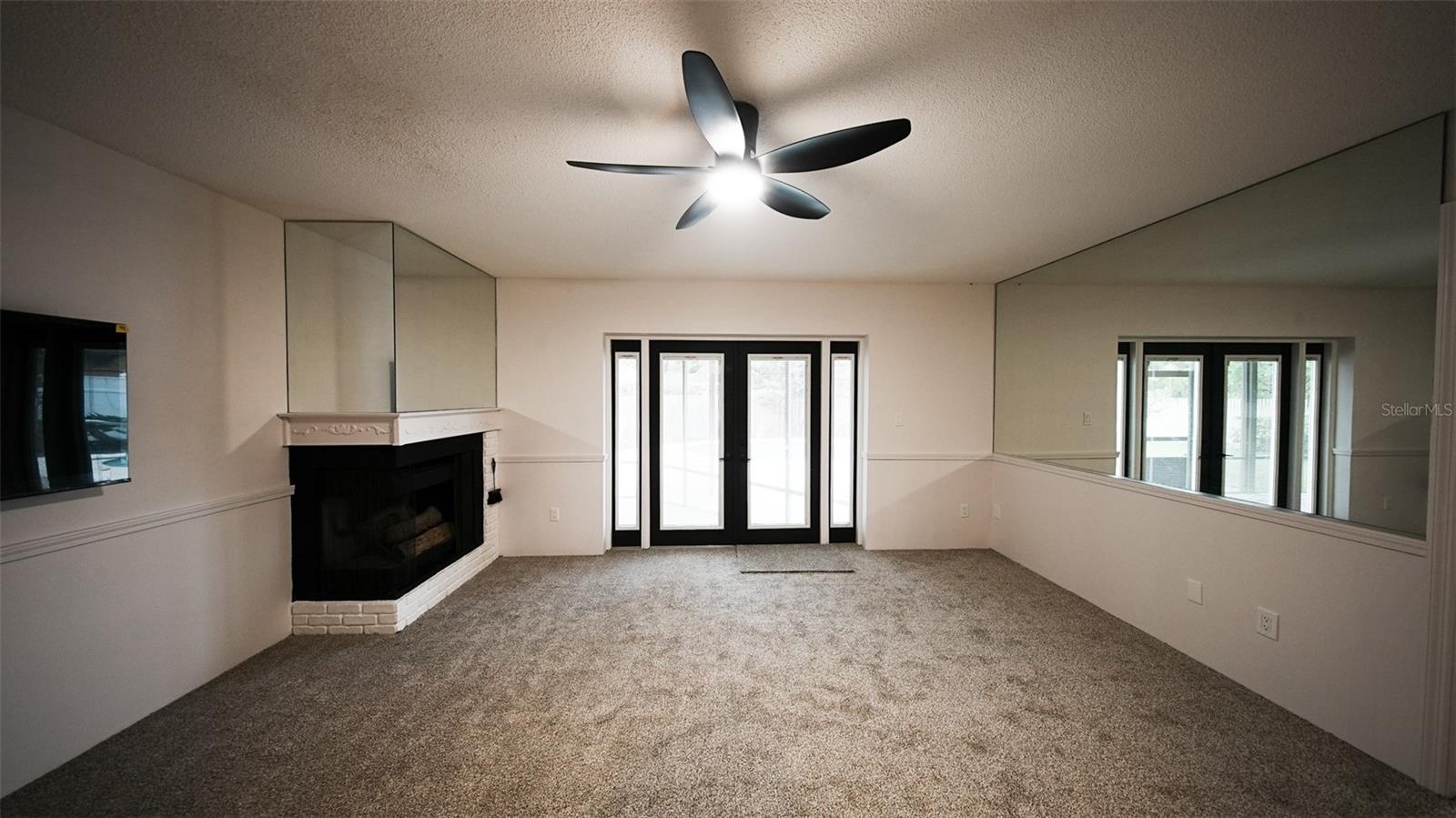 Image 17 of 32 For 2280 Willowbrook Drive