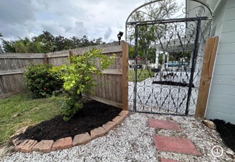 Image 2 of 25 For 2475 47th Street S