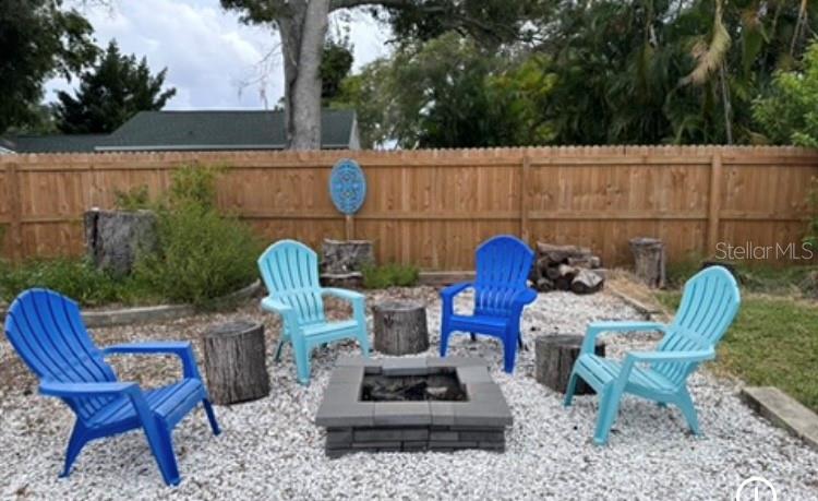 Image 8 of 25 For 2475 47th Street S