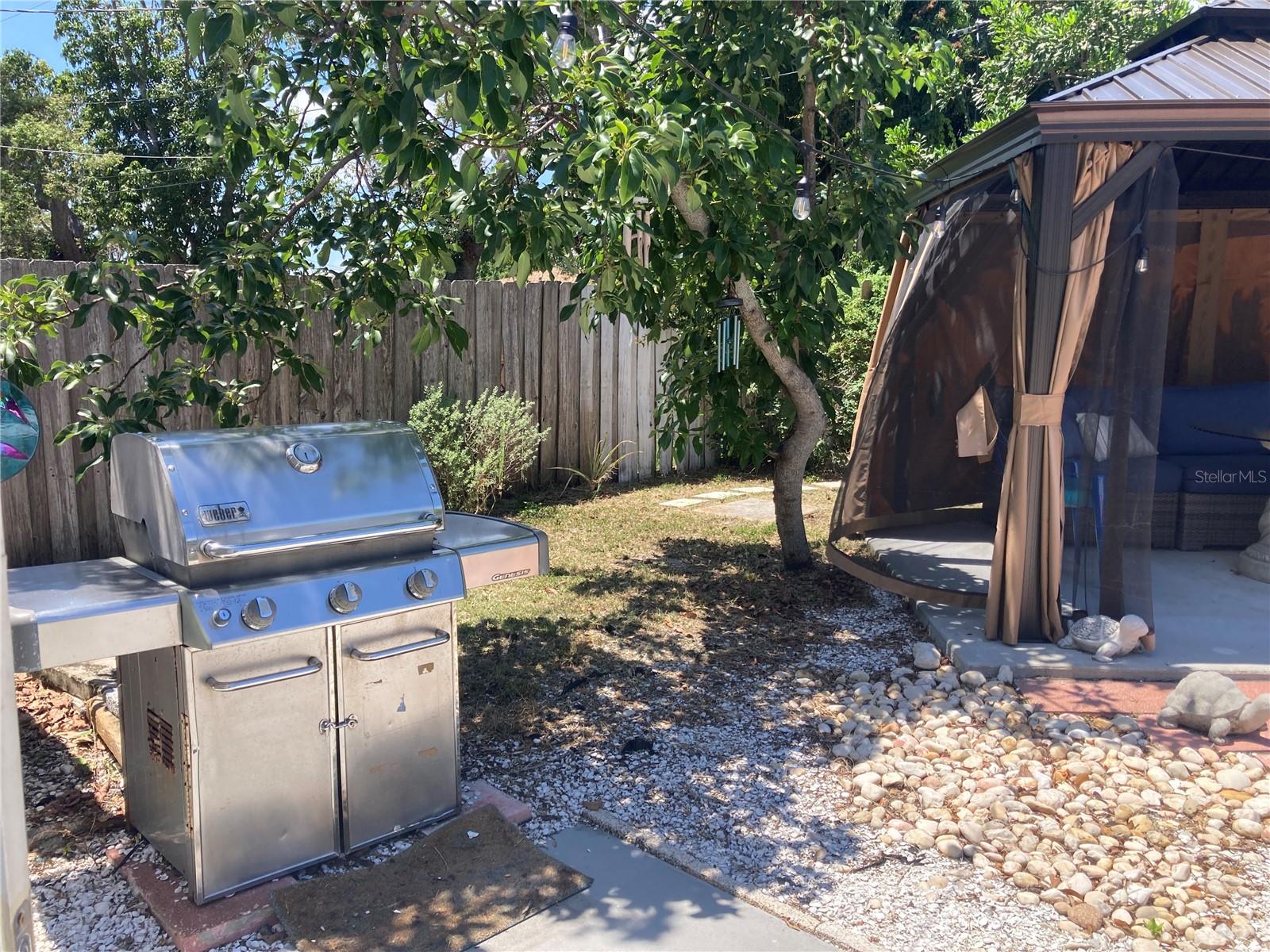 Image 9 of 25 For 2475 47th Street S