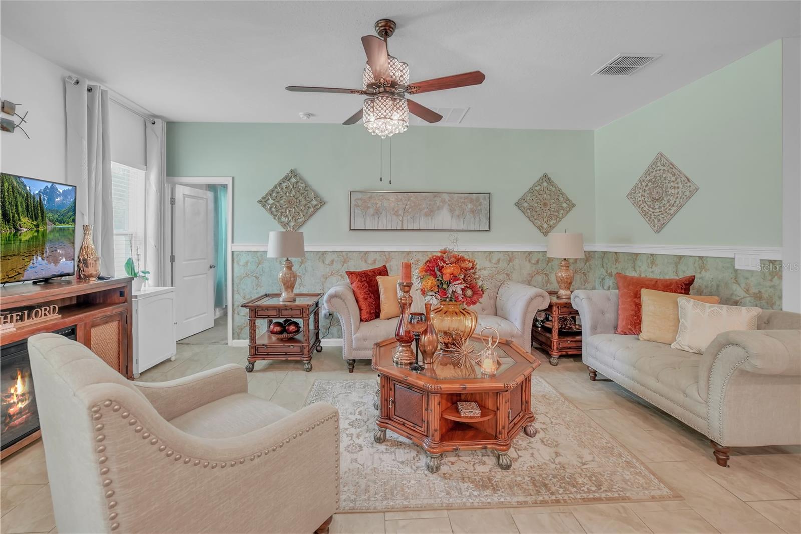 Image 11 of 54 For 289 Siesta Vista Court