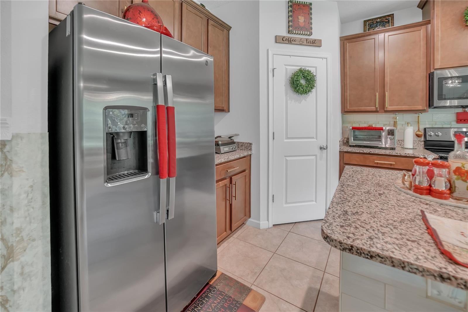 Image 22 of 54 For 289 Siesta Vista Court