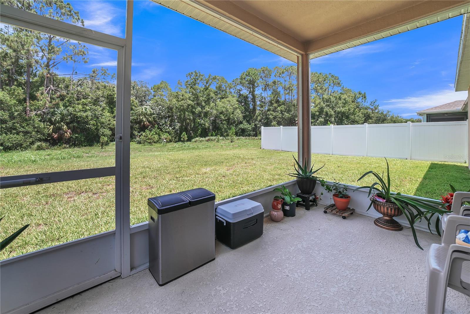 Image 40 of 54 For 289 Siesta Vista Court