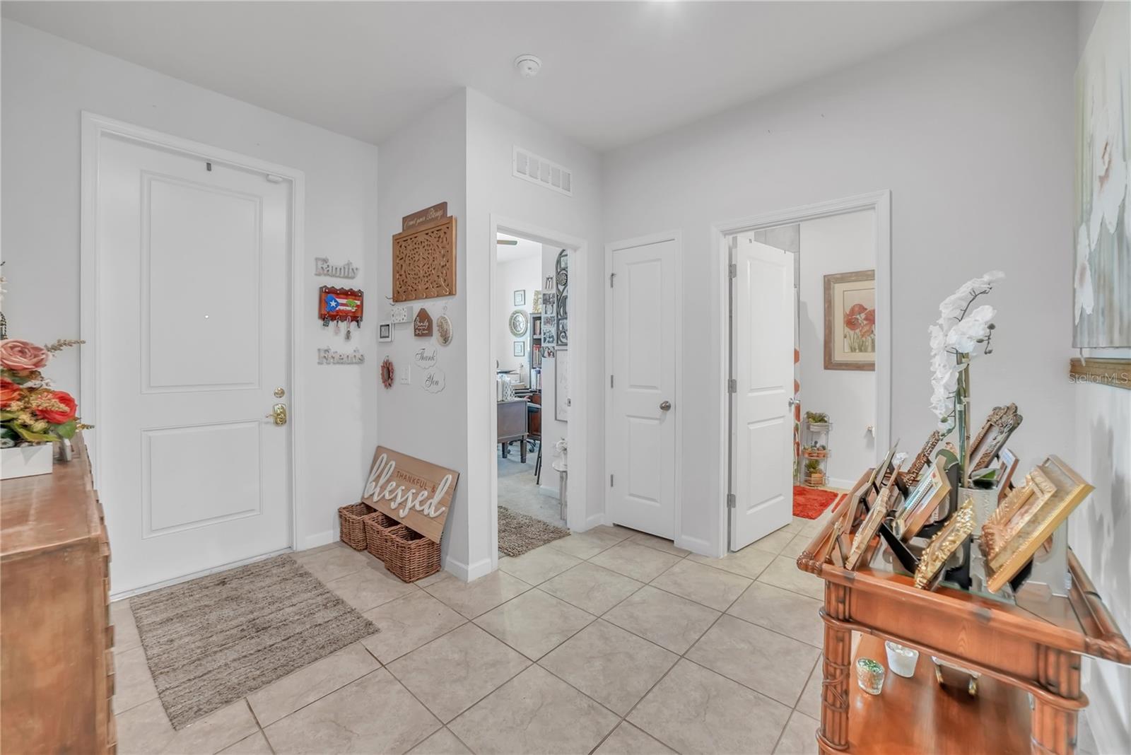 Image 7 of 54 For 289 Siesta Vista Court