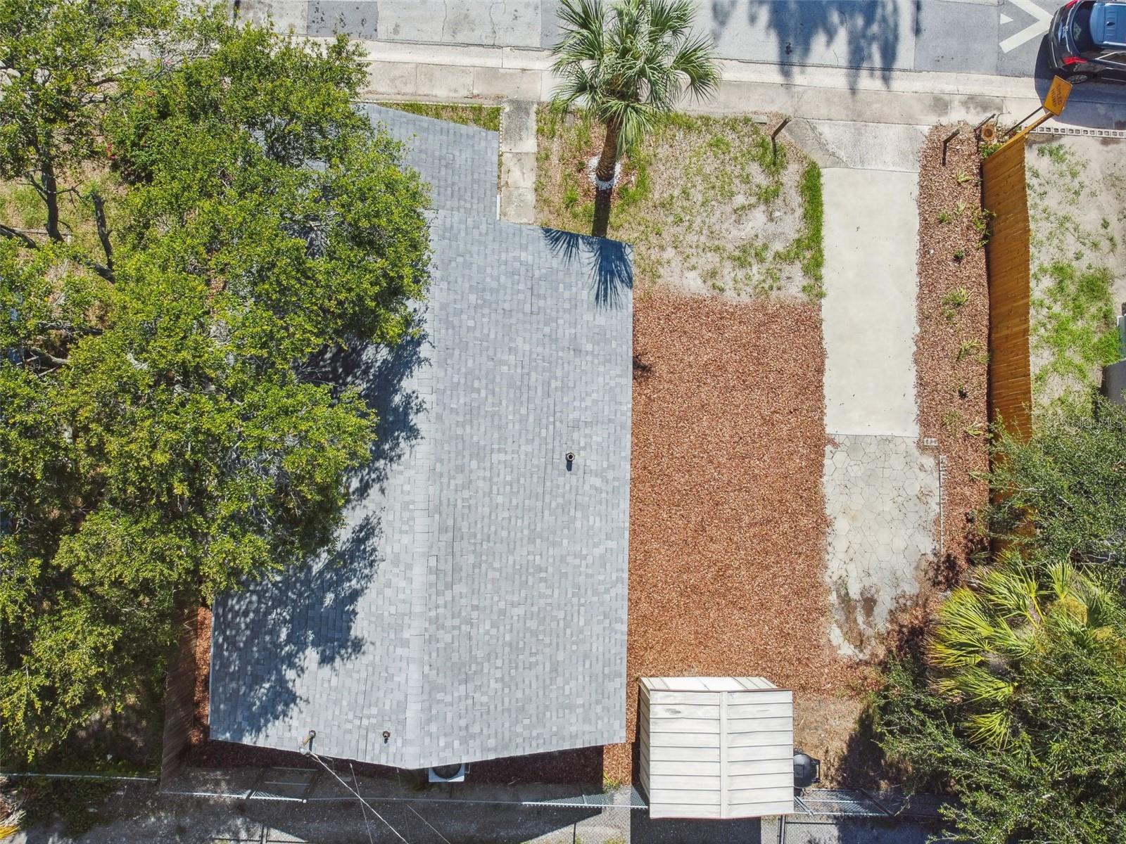 Image 13 of 72 For 2026 Auburn Street S