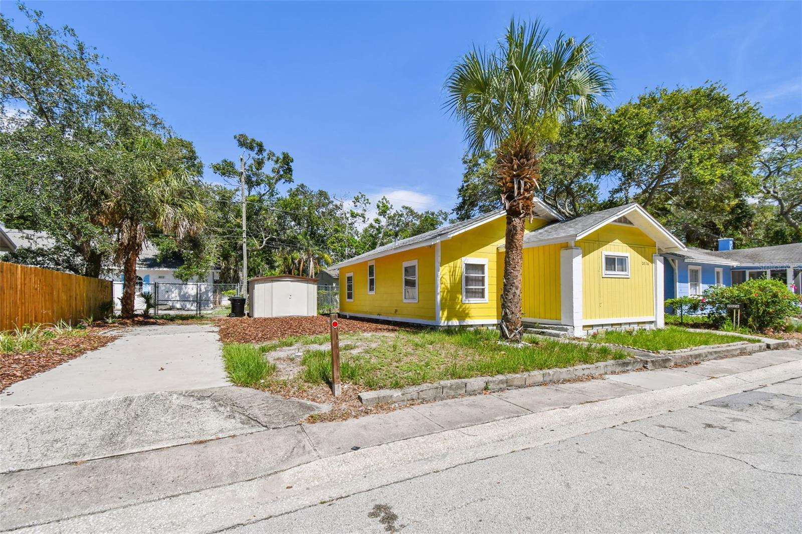 Image 14 of 72 For 2026 Auburn Street S