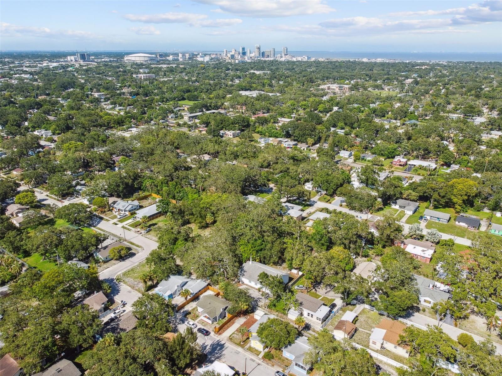 Image 9 of 72 For 2026 Auburn Street S